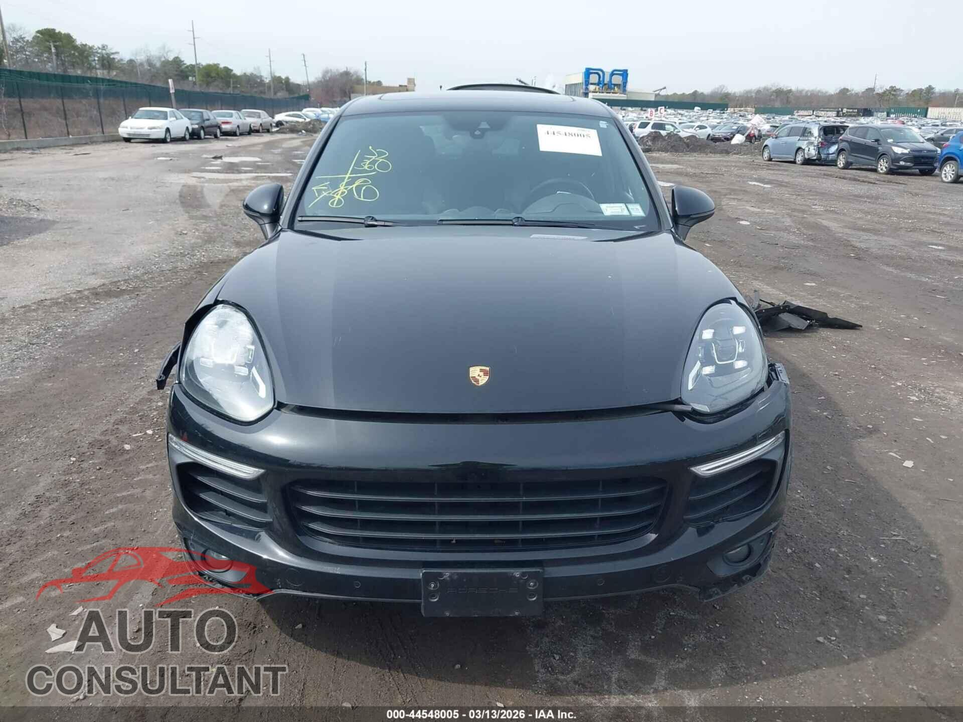 PORSCHE CAYENNE 2016 - WP1AA2A2XGLA08577