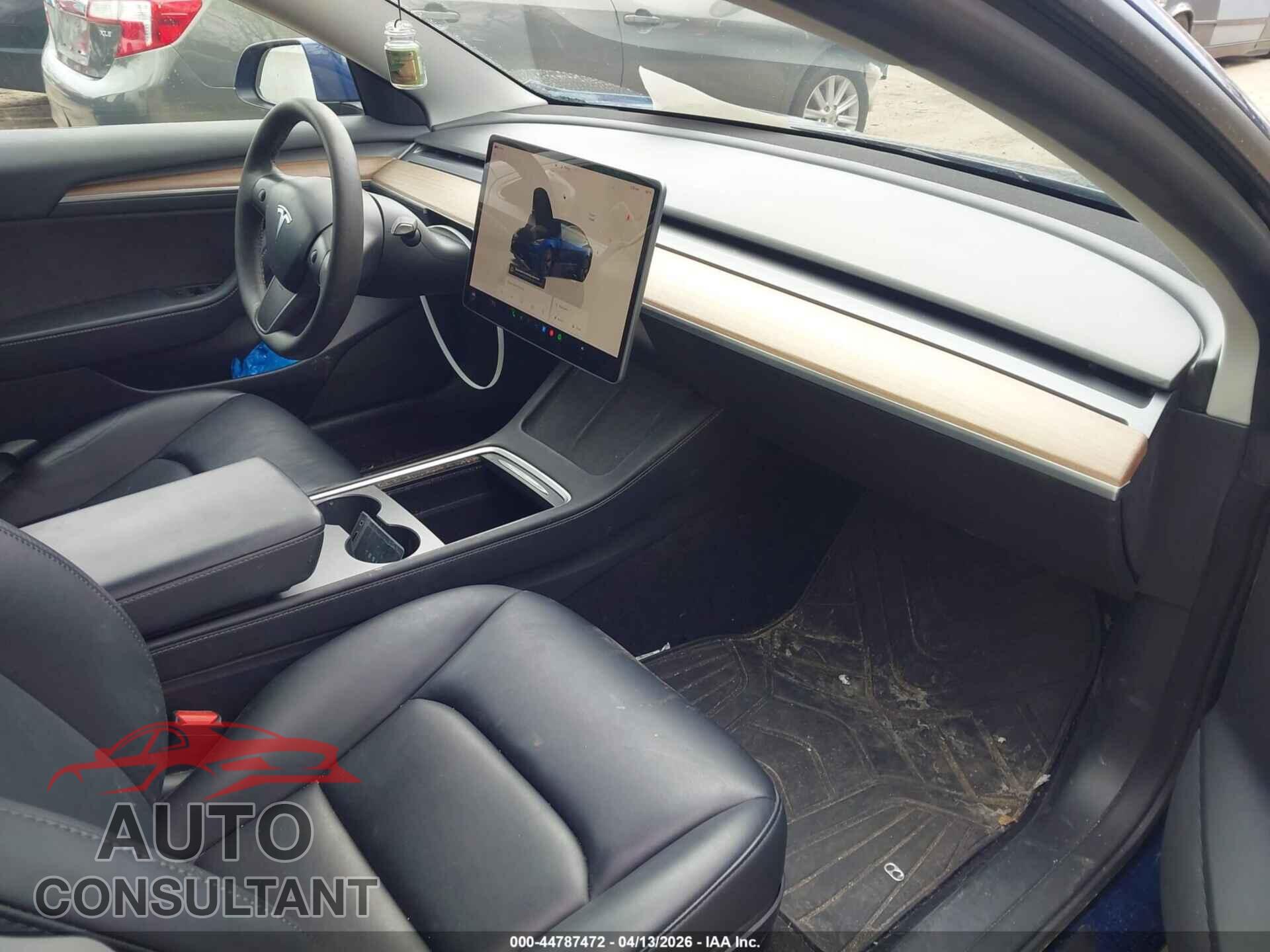 TESLA MODEL 3 2022 - 5YJ3E1EA3NF252162