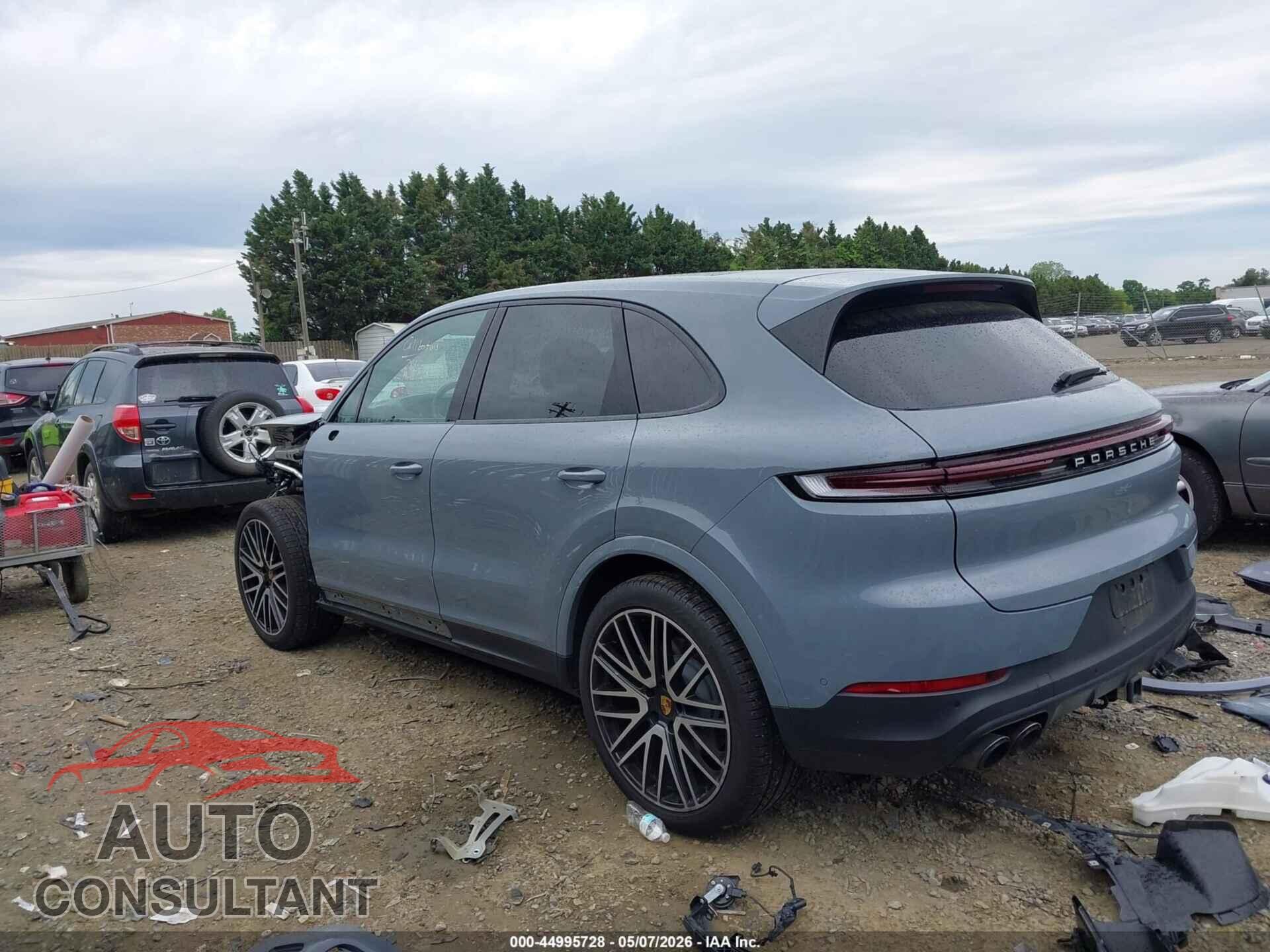 PORSCHE CAYENNE 2024 - WP1AA2AY9RDA11584