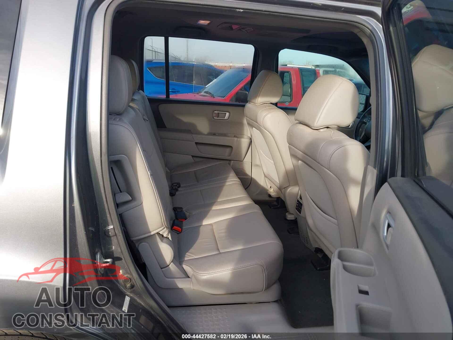HONDA PILOT 2013 - 5FNYF3H63DB037014