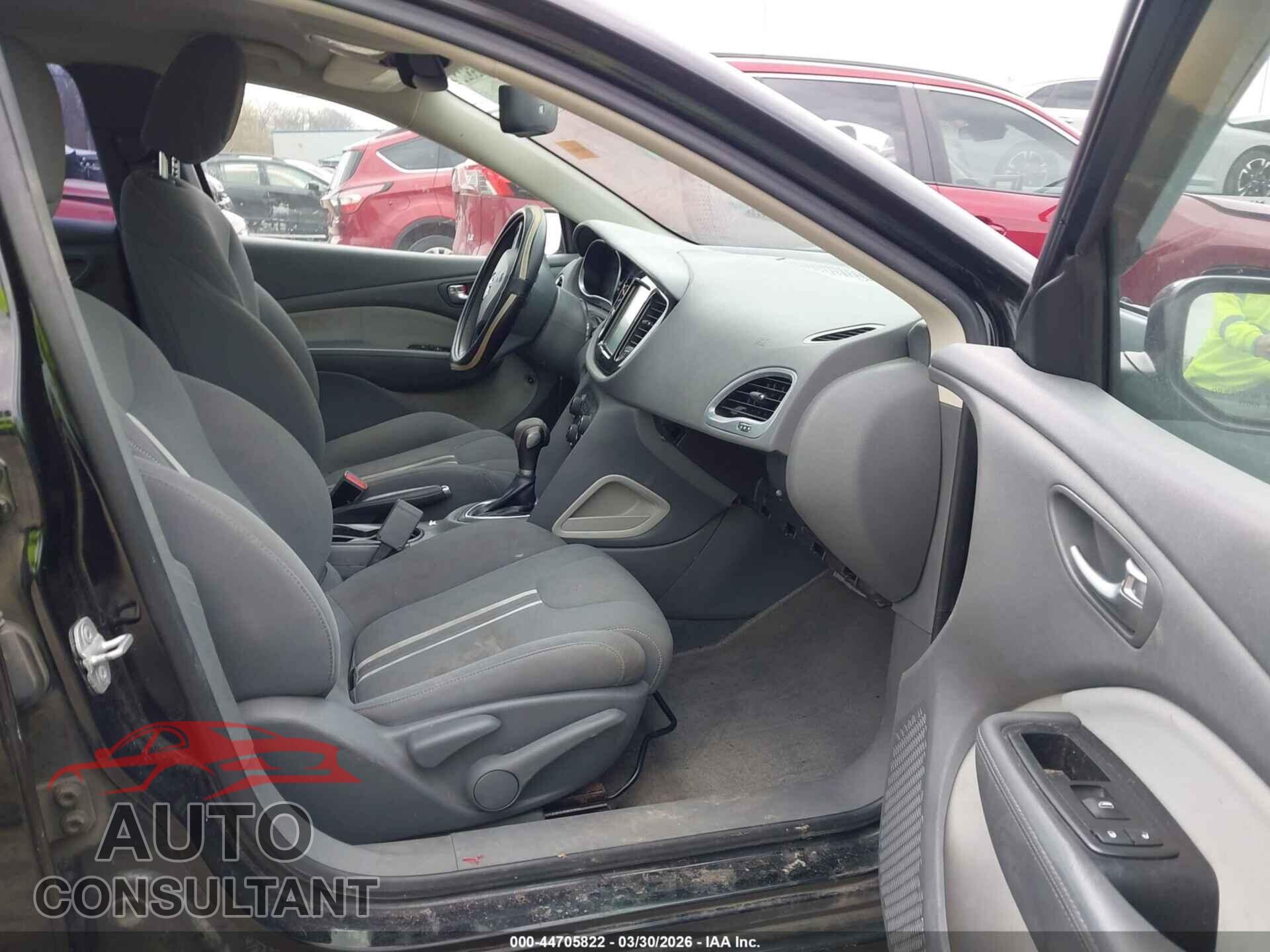 DODGE DART 2013 - 1C3CDFBA9DD137029