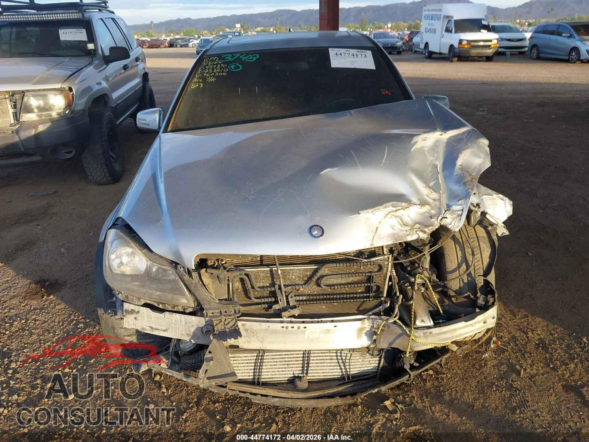 MERCEDES-BENZ C 250 2014 - WDDGF4HB8EA960300
