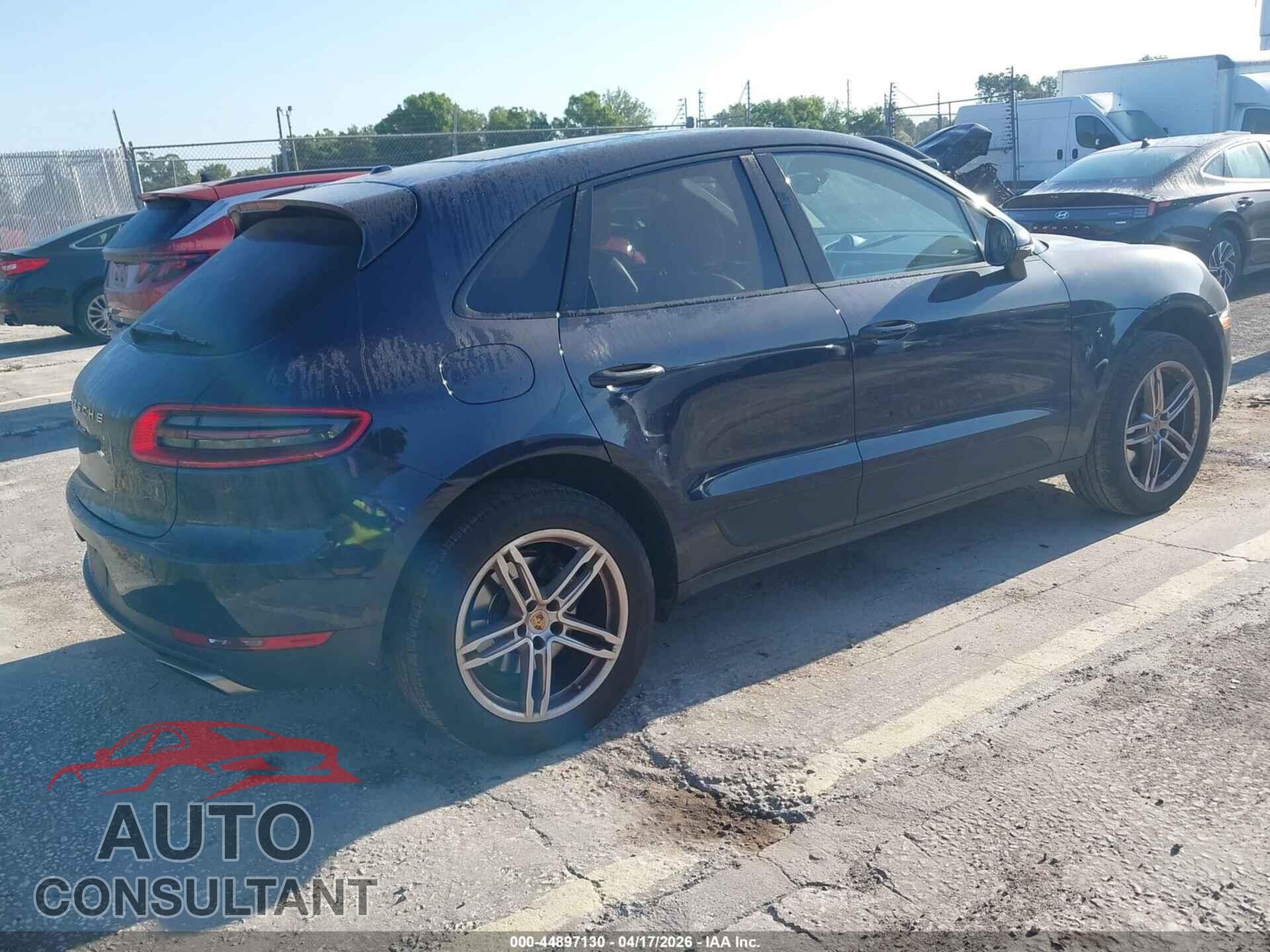 PORSCHE MACAN 2017 - WP1AA2A52HLB00665