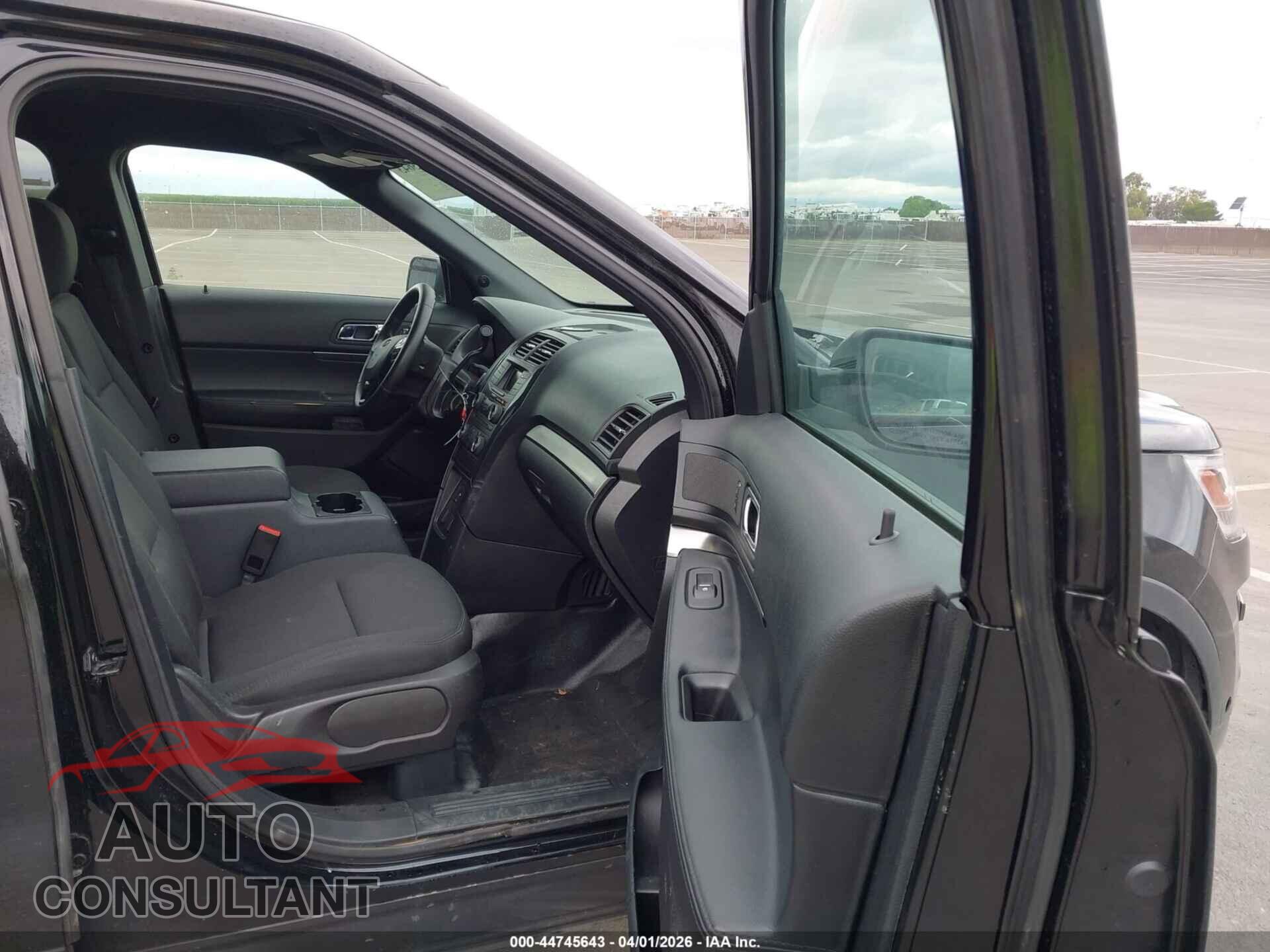 FORD POLICE INTERCEPTOR UTILITY 2018 - 1FM5K8AT4JGB69062