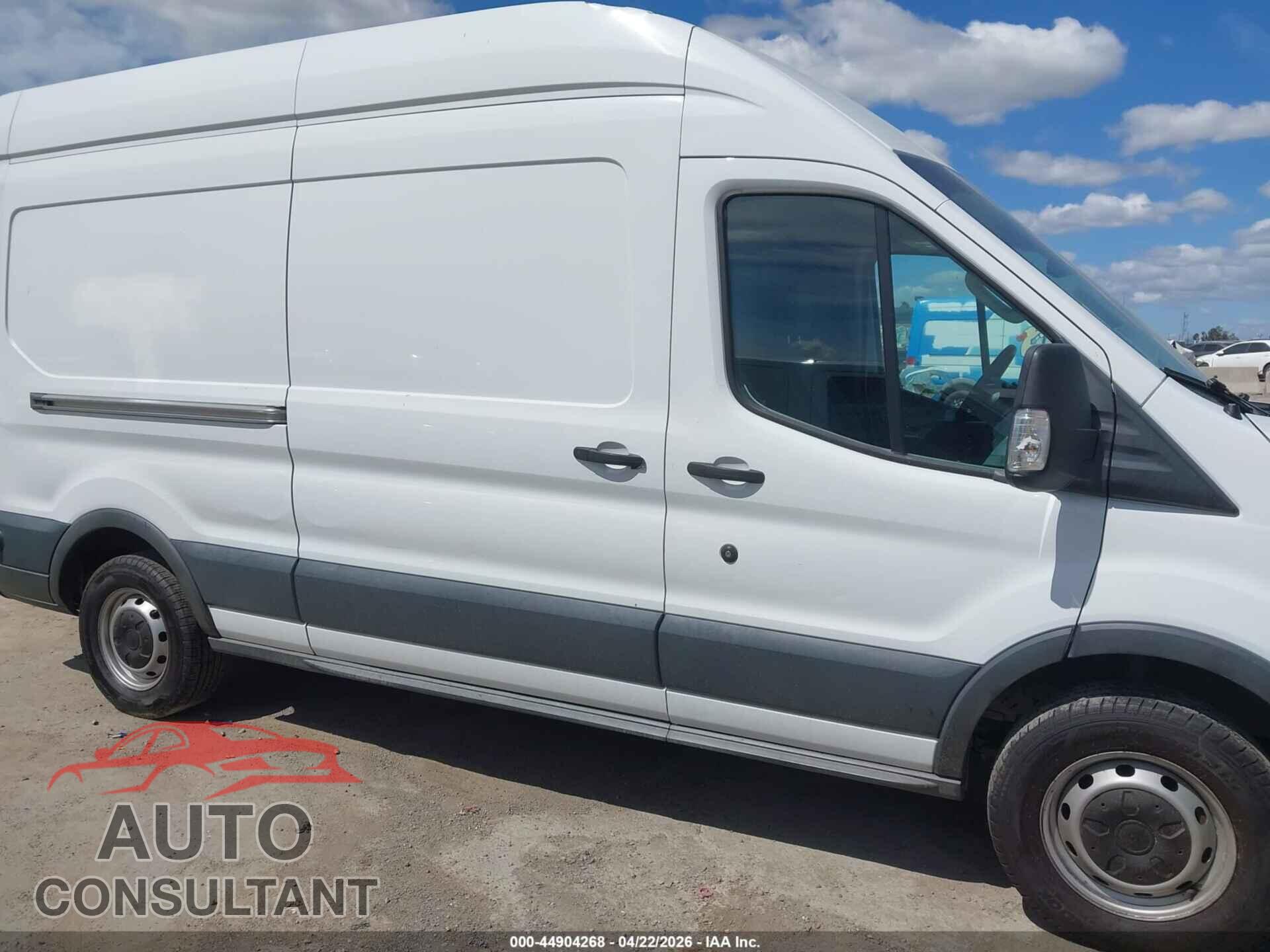 FORD TRANSIT-250 2018 - 1FTYR2XM0JKB09190