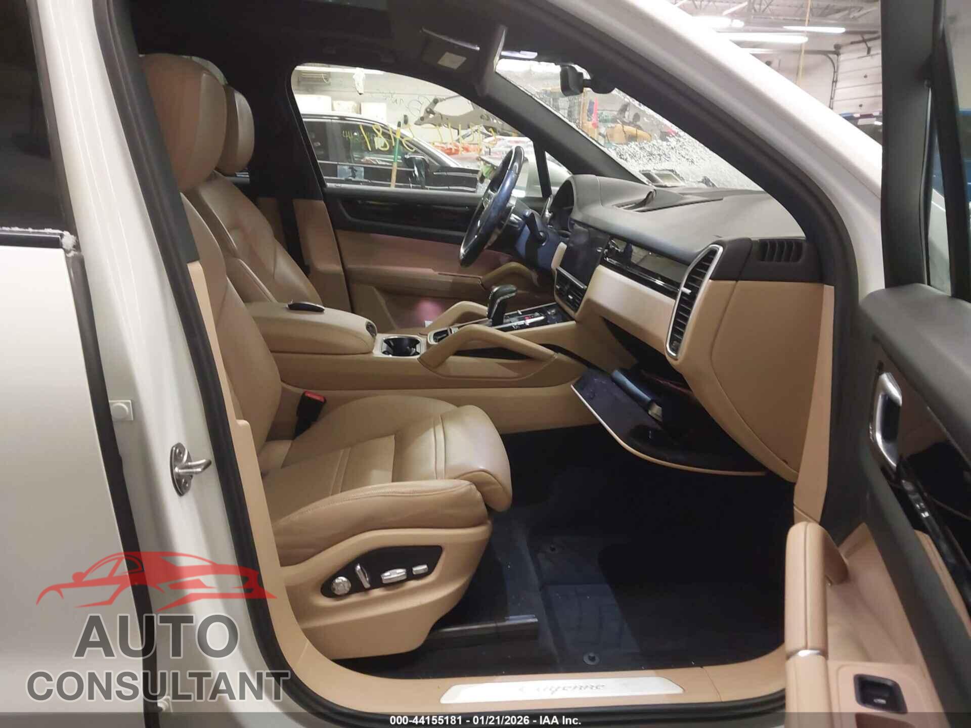 PORSCHE CAYENNE 2019 - WP1AA2AY3KDA02403