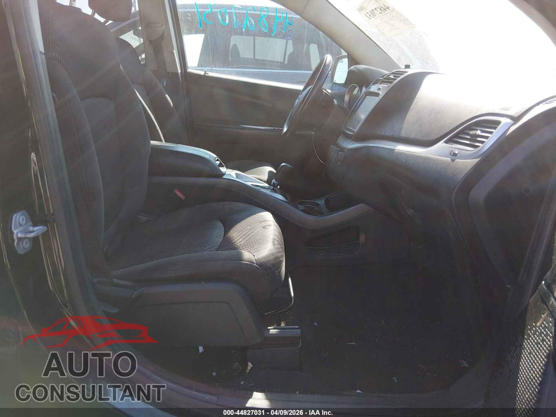 DODGE JOURNEY 2017 - 3C4PDCBG7HT598651