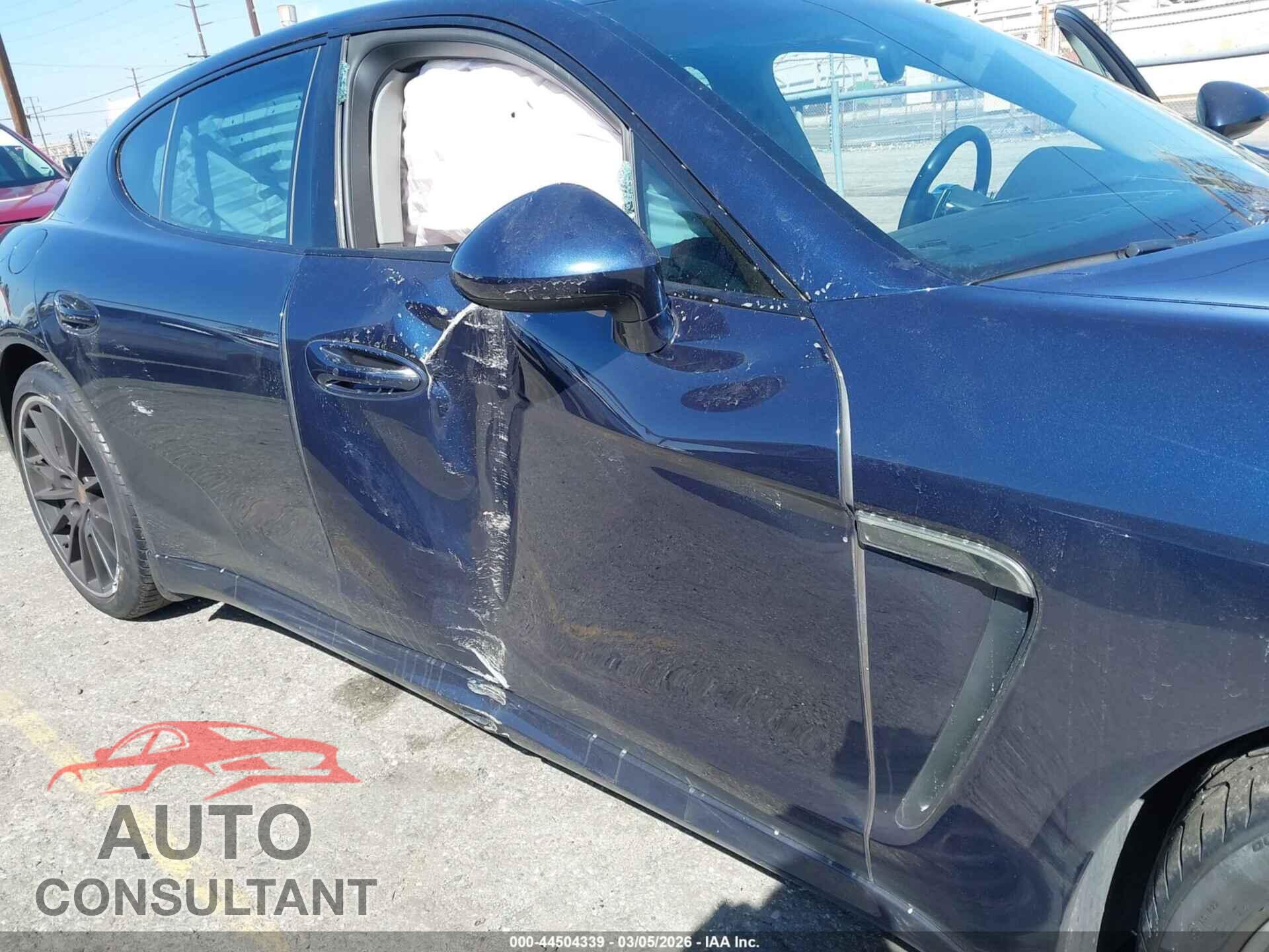 PORSCHE PANAMERA 2016 - WP0AA2A7XGL003893