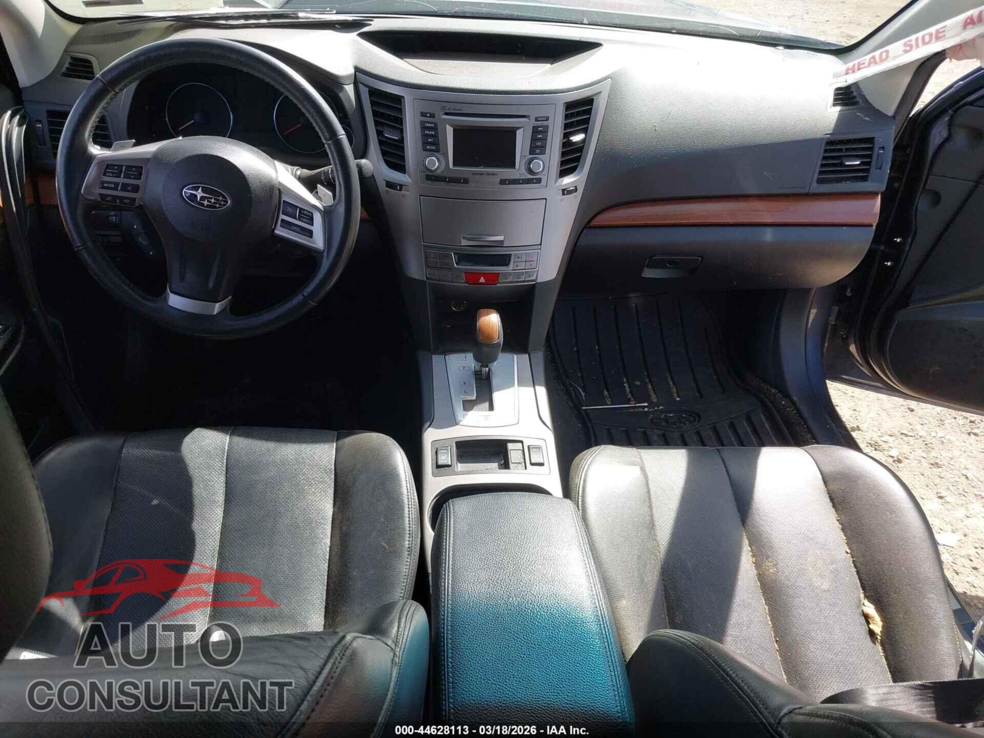 SUBARU OUTBACK 2014 - 4S4BRBLC8E3321852
