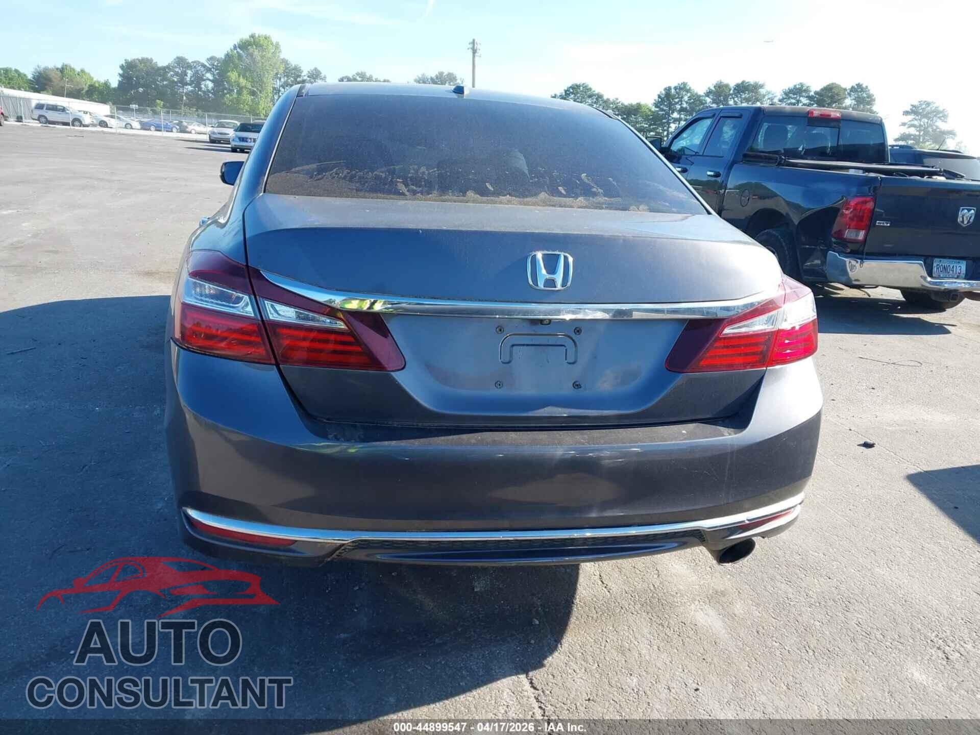 HONDA ACCORD 2017 - 1HGCR2F82HA042575