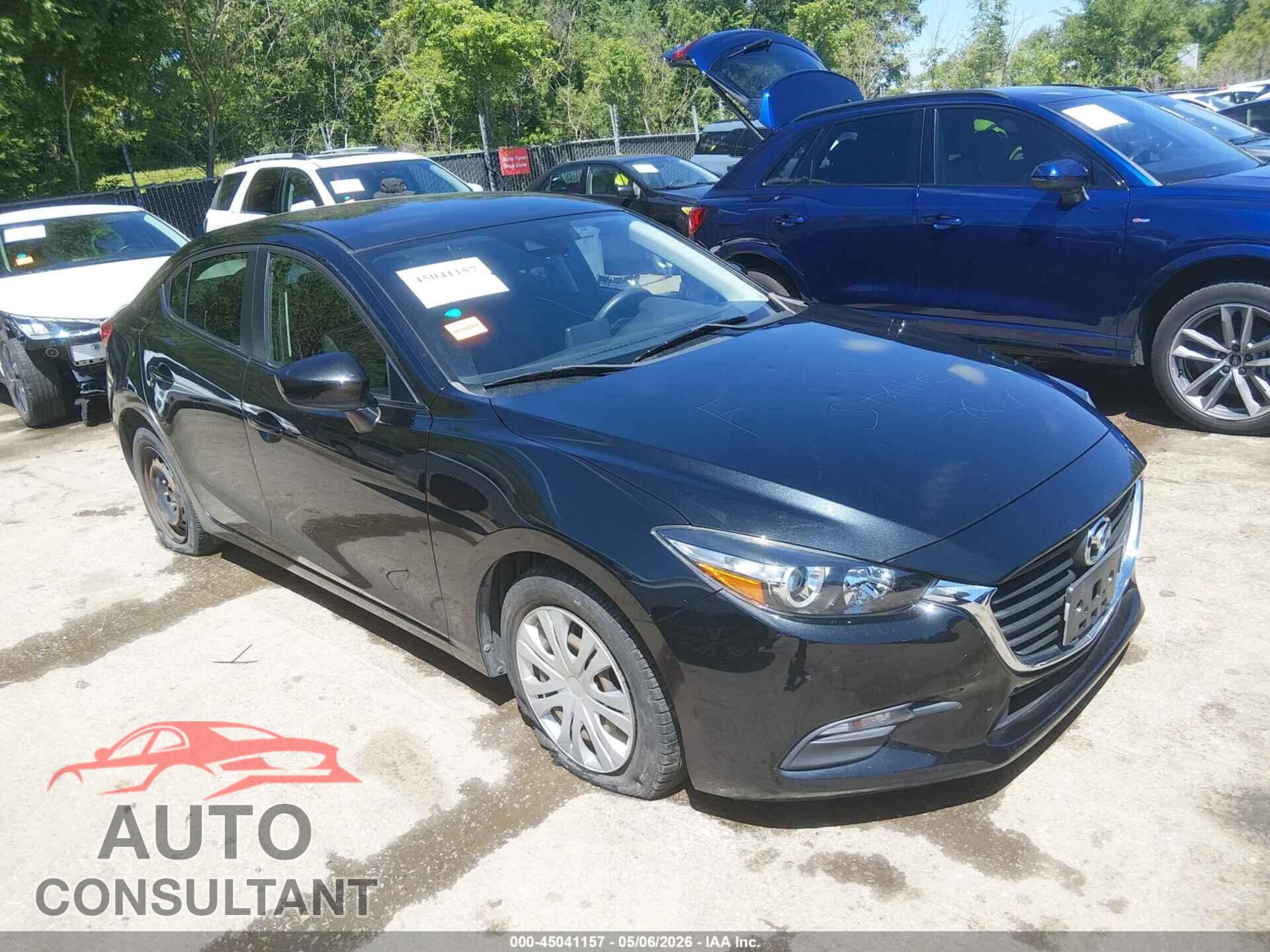 MAZDA MAZDA3 2018 - 3MZBN1U79JM228551