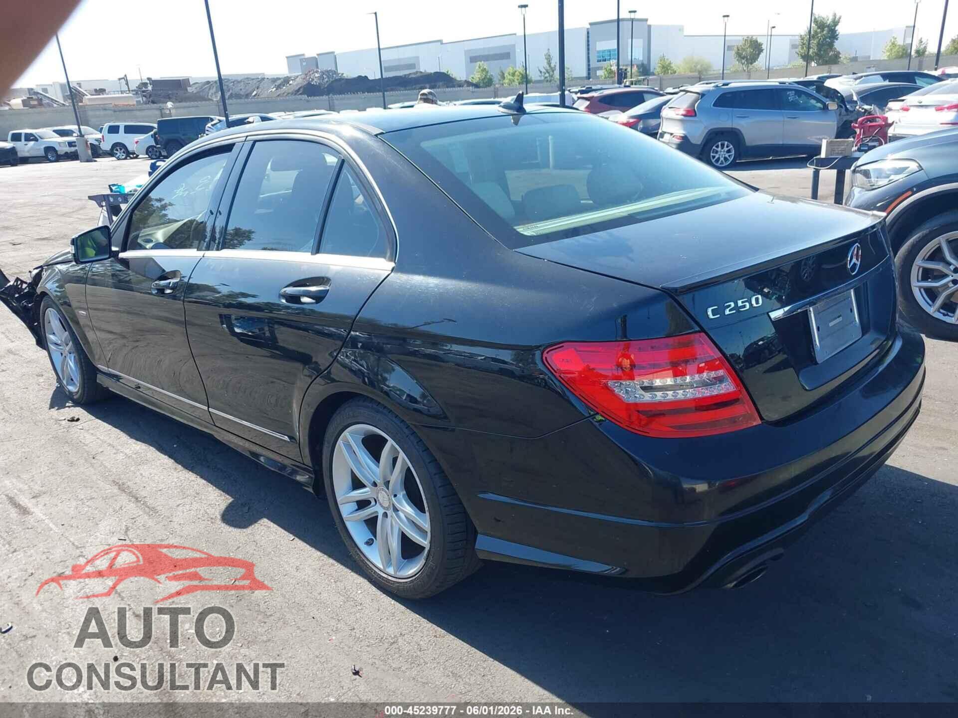 MERCEDES-BENZ C 250 2012 - WDDGF4HB5CA610734