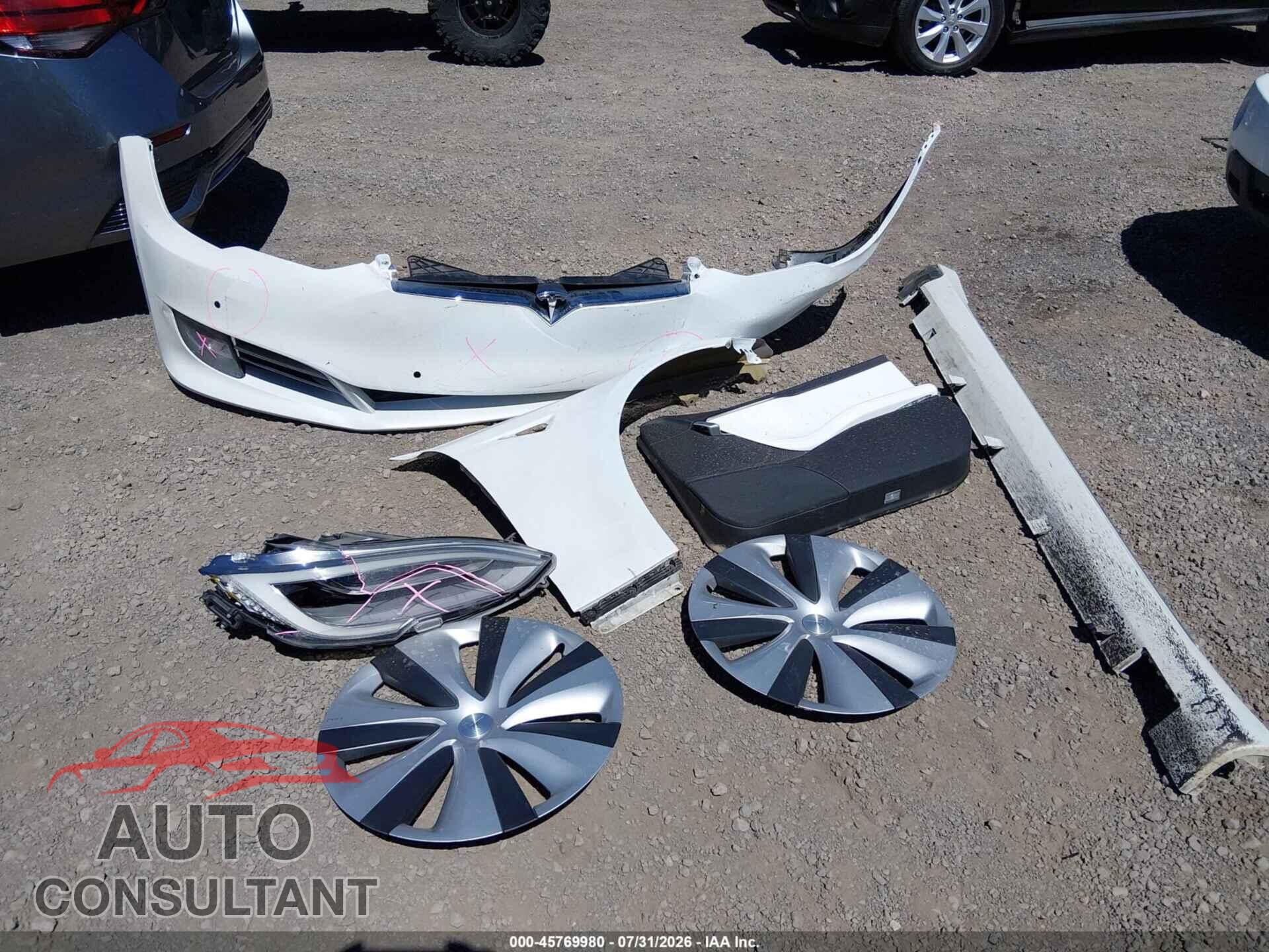 TESLA MODEL S 2020 - 5YJSA1E42LF400655