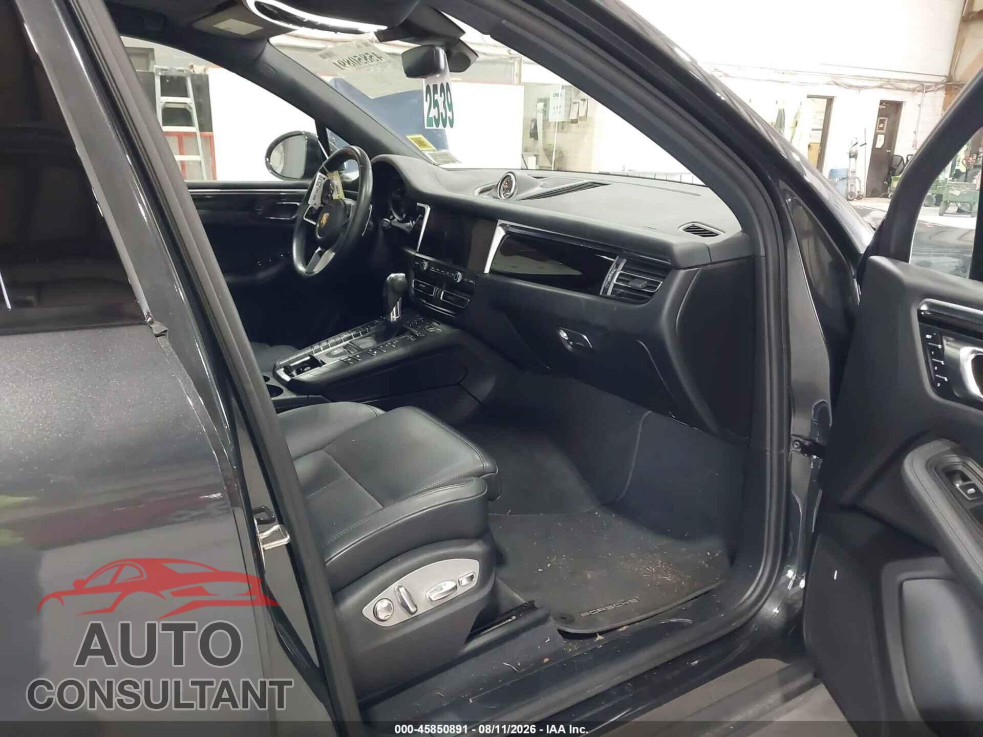 PORSCHE MACAN 2021 - WP1AA2A58MLB17724