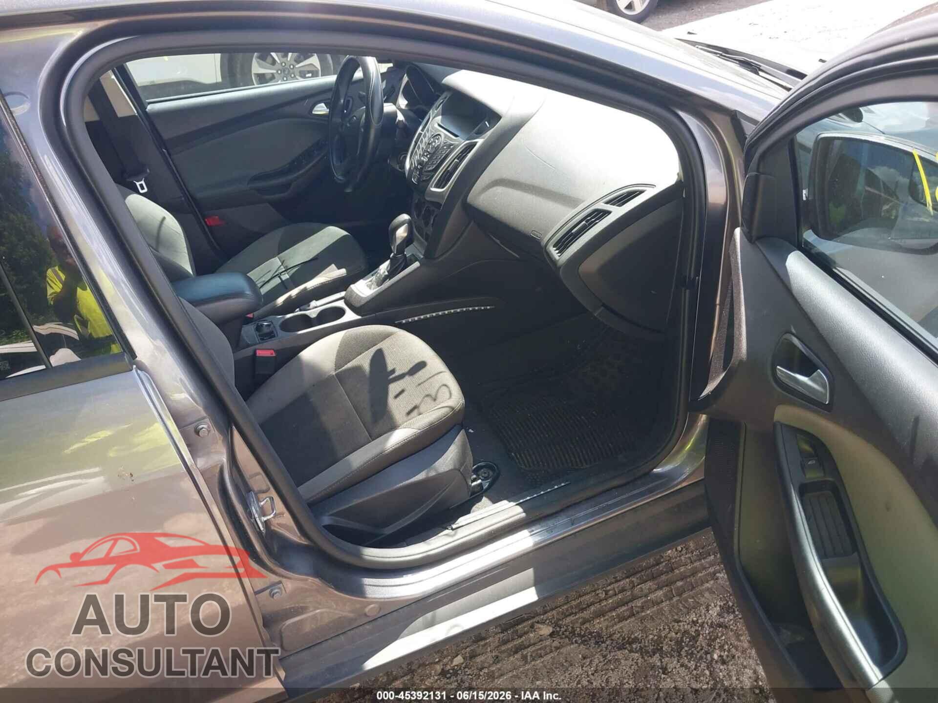 FORD FOCUS 2014 - 1FADP3F20EL280912
