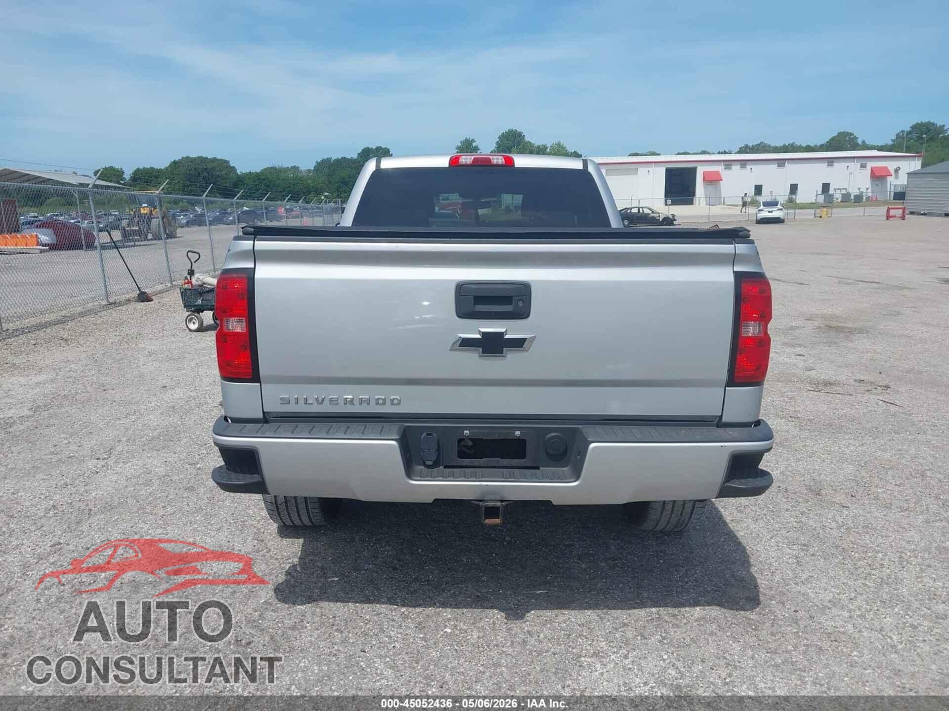 CHEVROLET SILVERADO 1500 2017 - 1GCVKPEC2HZ360678