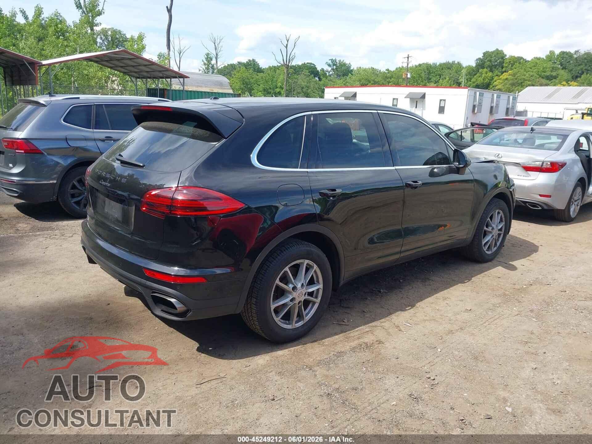 PORSCHE CAYENNE 2016 - WP1AA2A29GLA10546