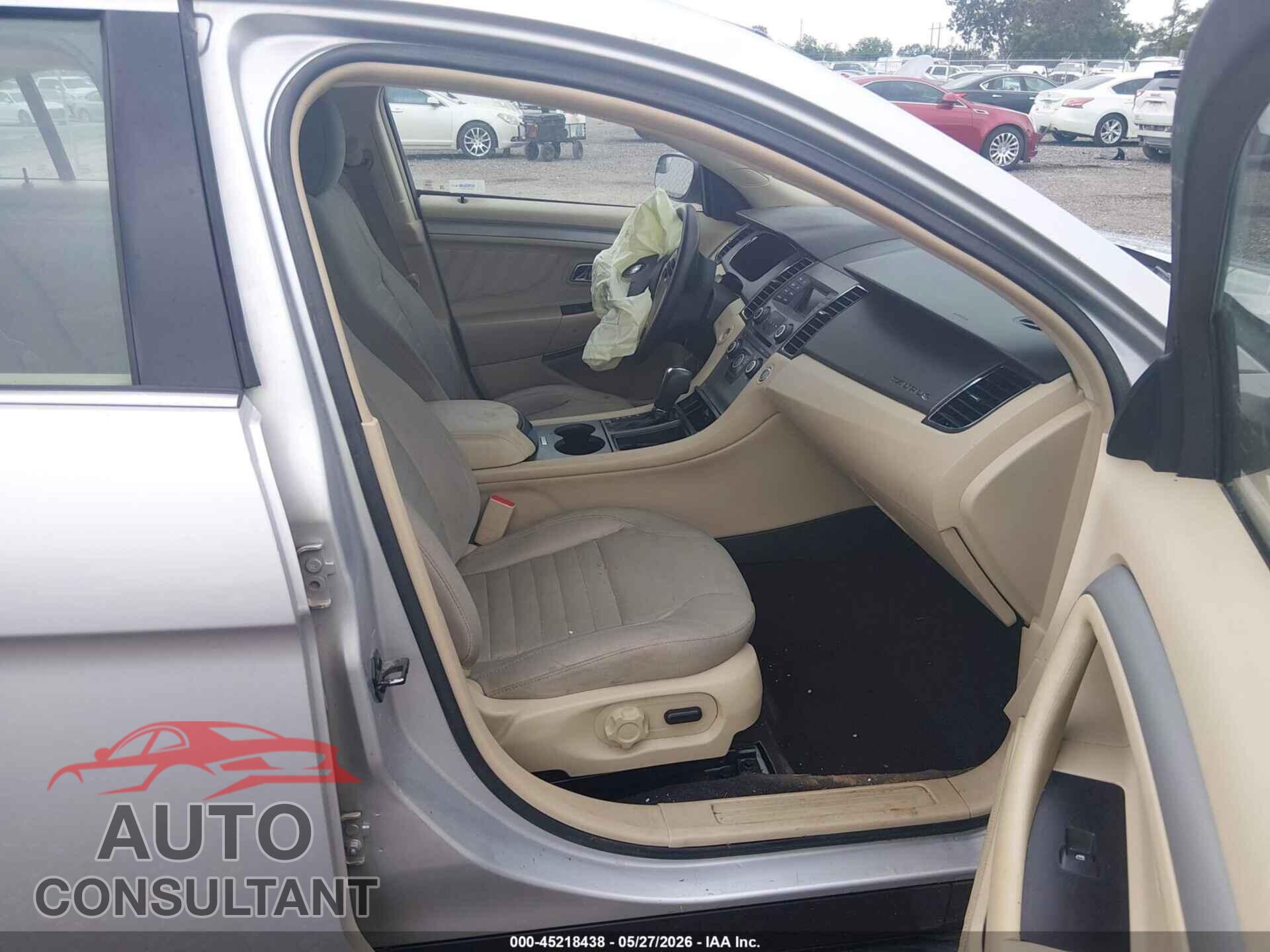 FORD TAURUS 2017 - 1FAHP2D83HG136920