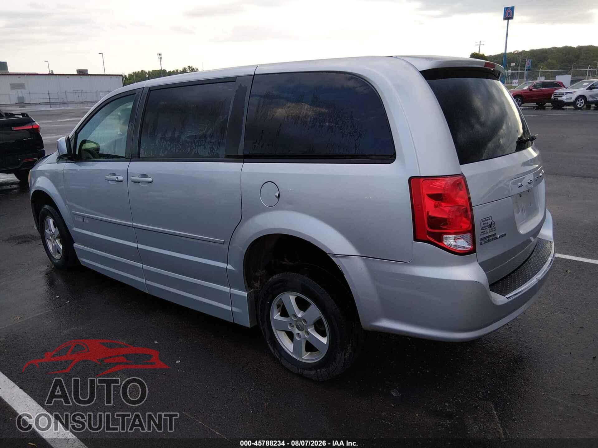 DODGE GRAND CARAVAN 2011 - 2D4RN3DG8BR628787