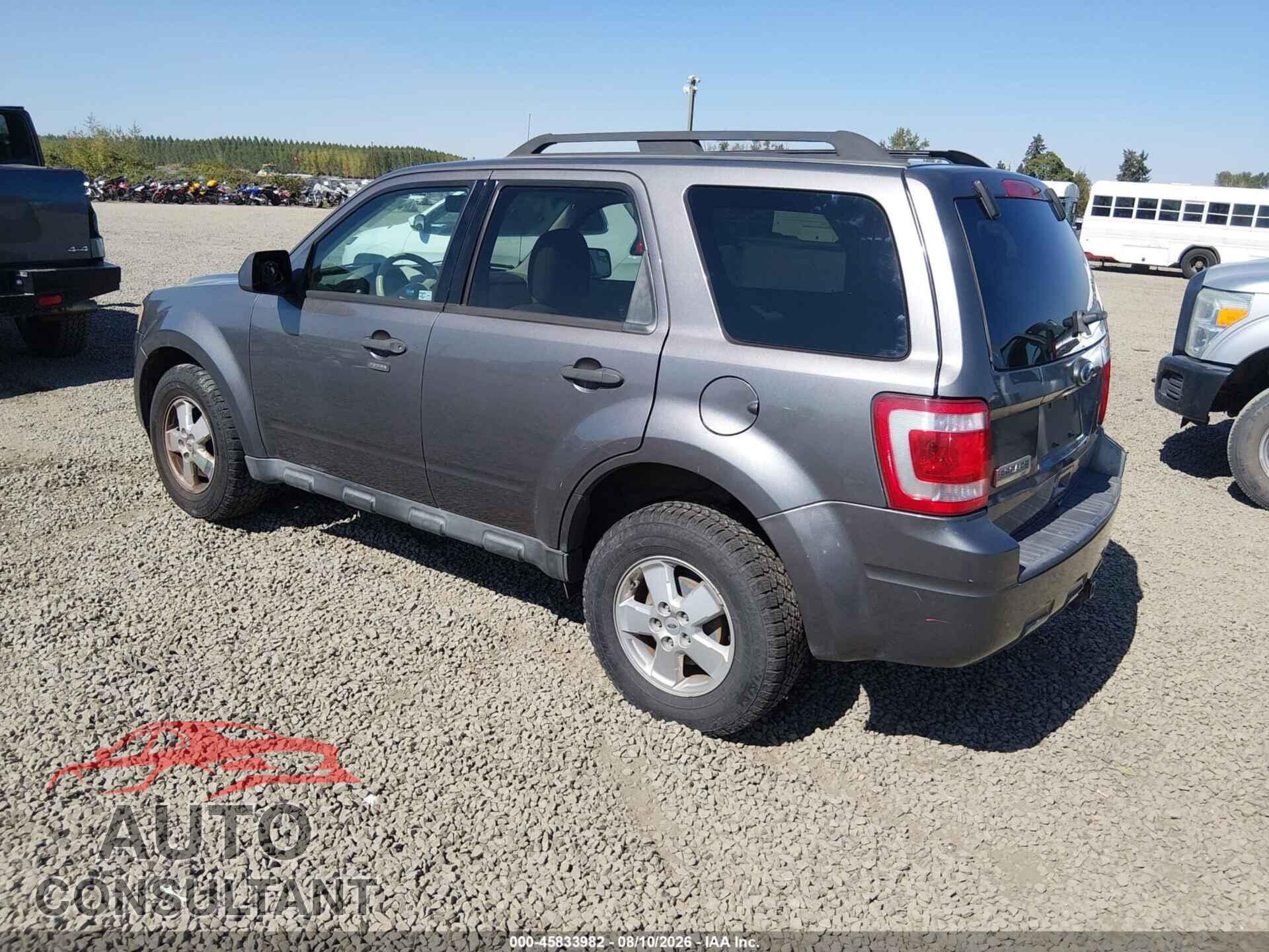 FORD ESCAPE 2011 - 1FMCU0D71BKA08376