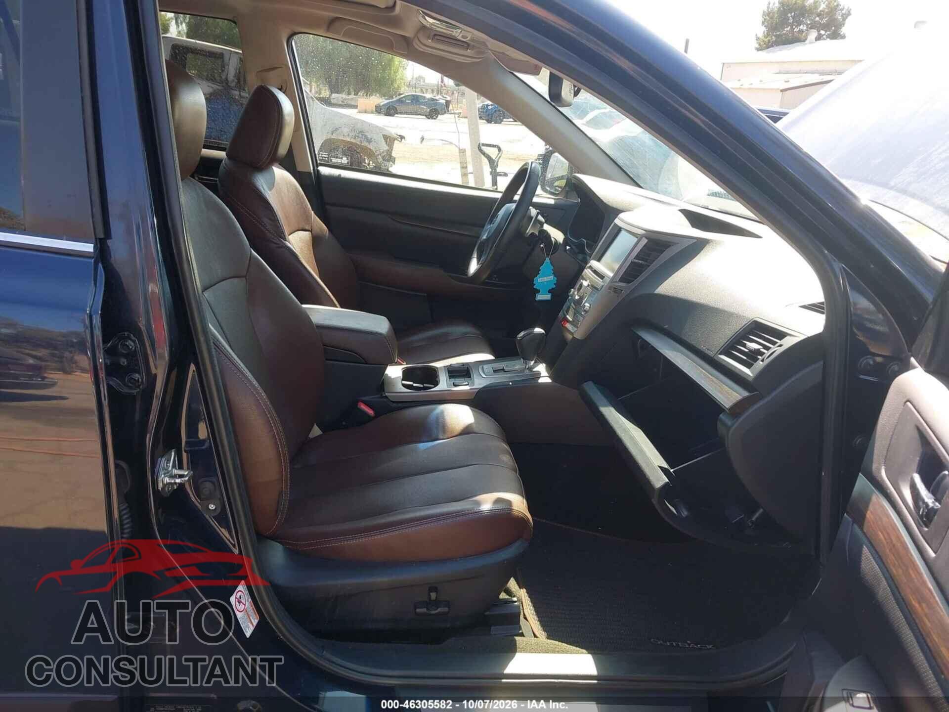 SUBARU OUTBACK 2014 - 4S4BRBPCXE3234447