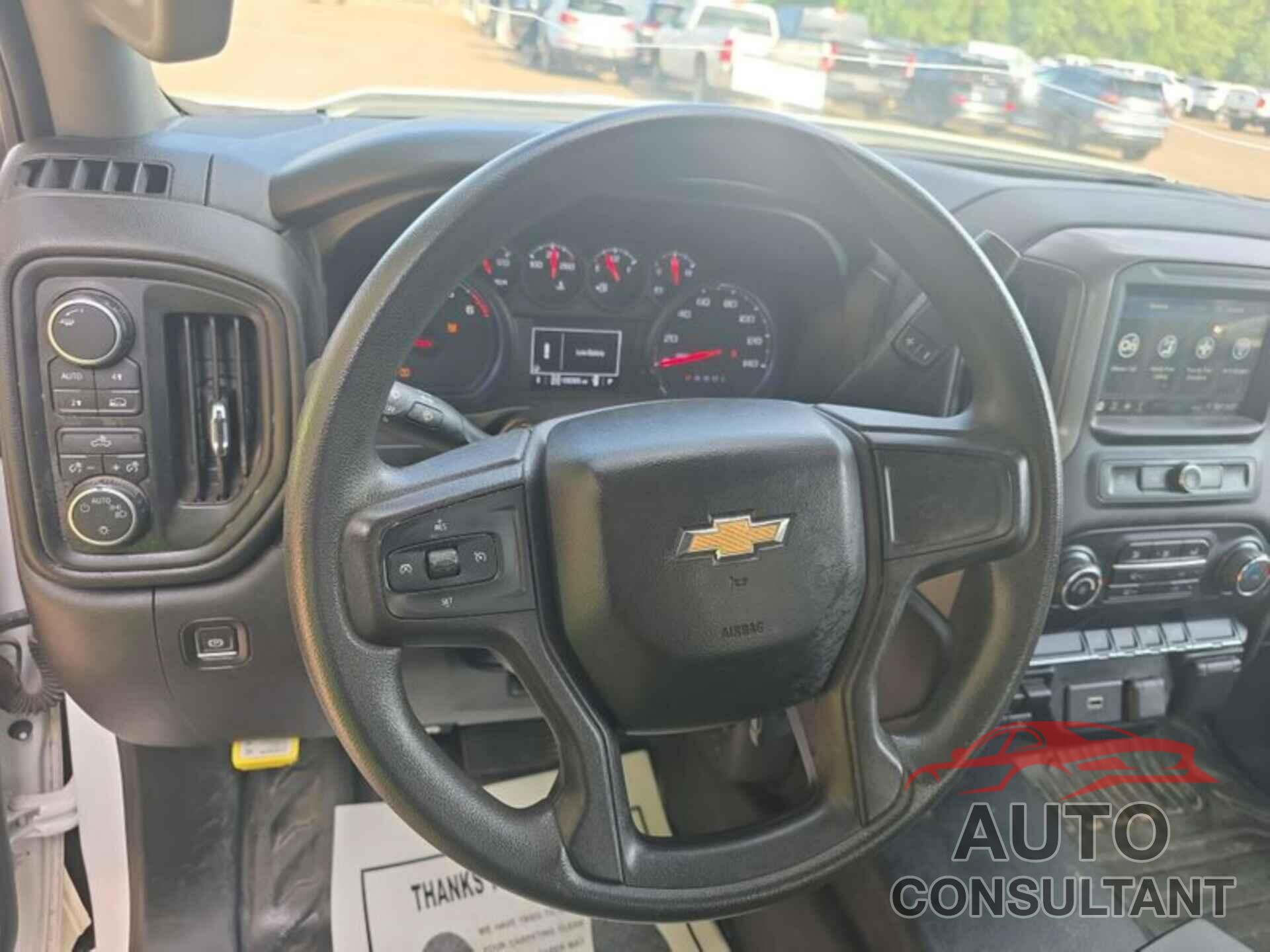 CHEVROLET SILVERADO 2019 - 1GCUYAEF7KZ255174