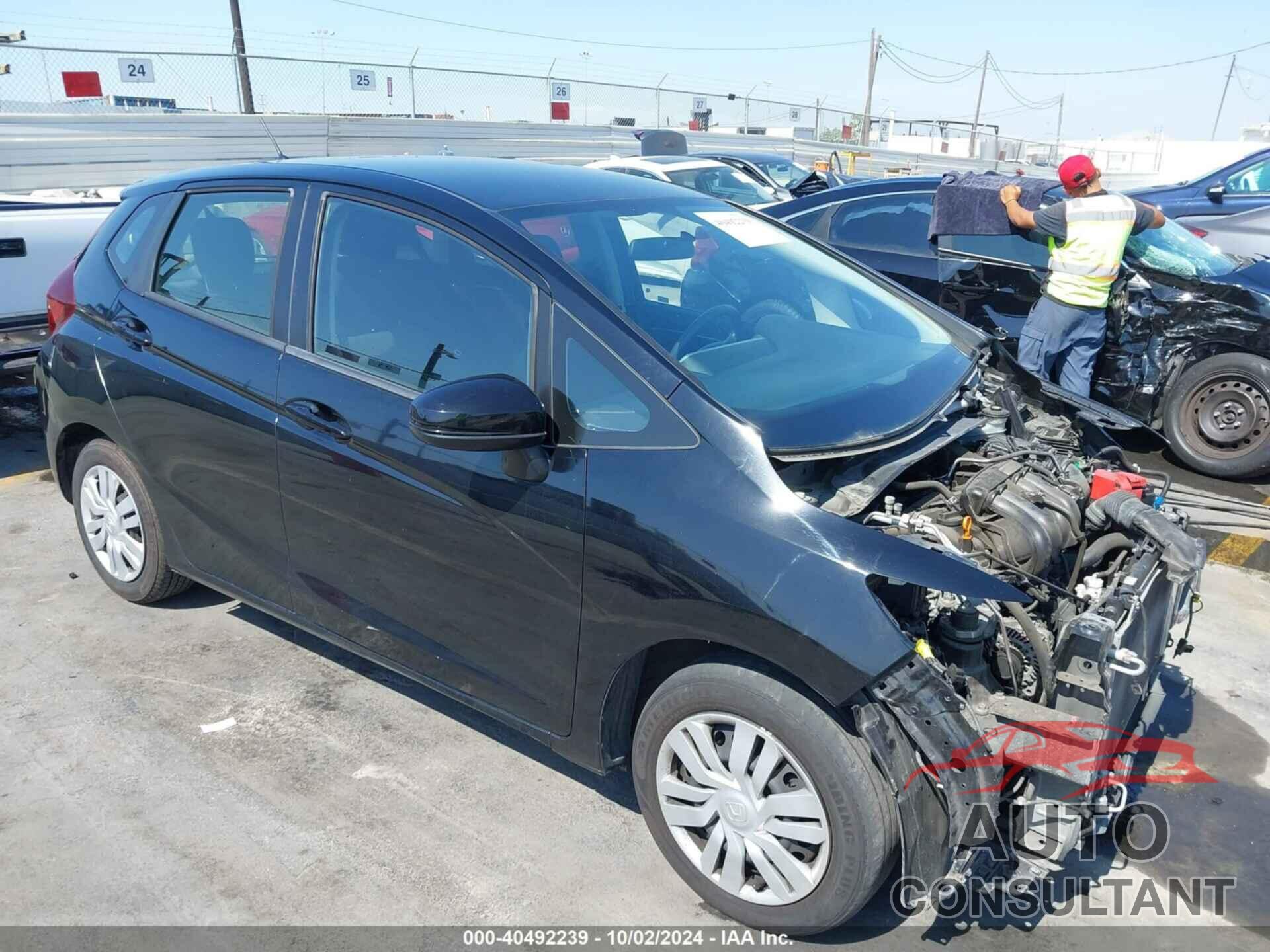 HONDA FIT 2016 - JHMGK5H58GX027372