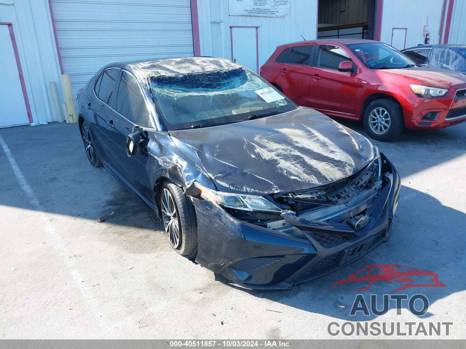 TOYOTA CAMRY 2018 - JTNB11HK8J3038296