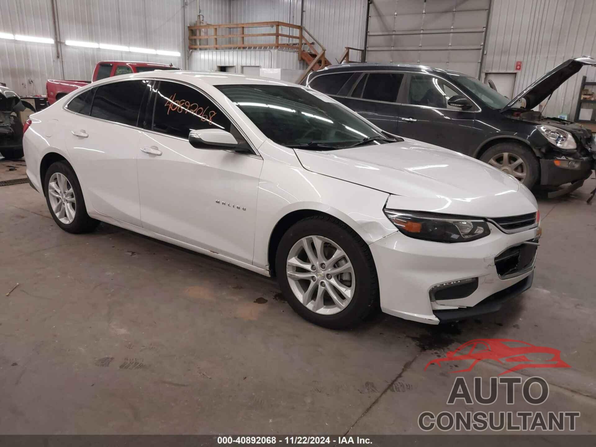 CHEVROLET MALIBU 2018 - 1G1ZD5ST3JF141880