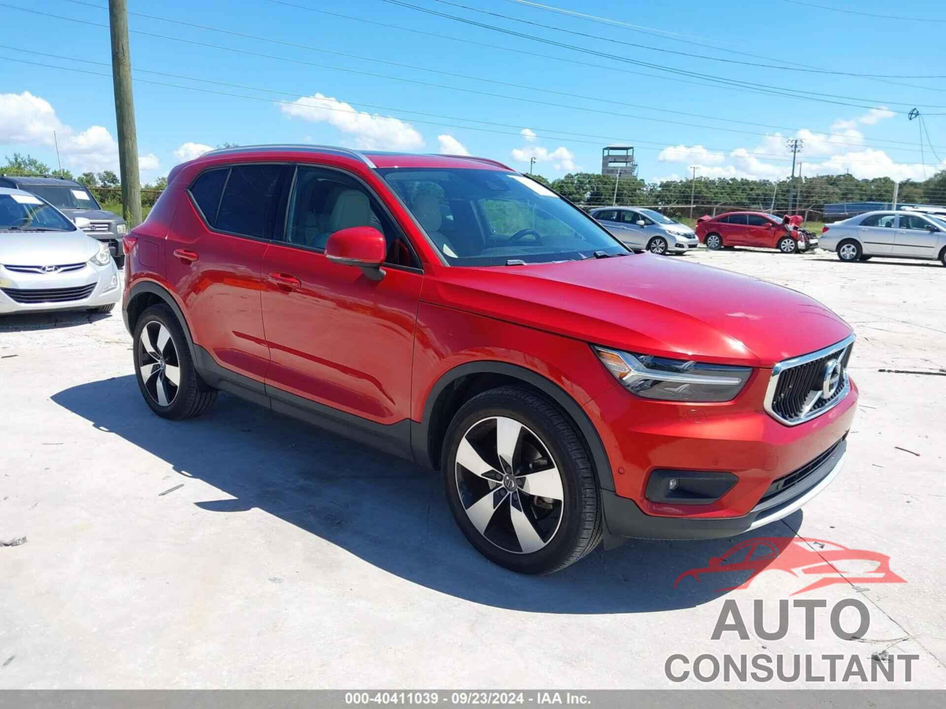 VOLVO XC40 2019 - YV4162UK2K2142445