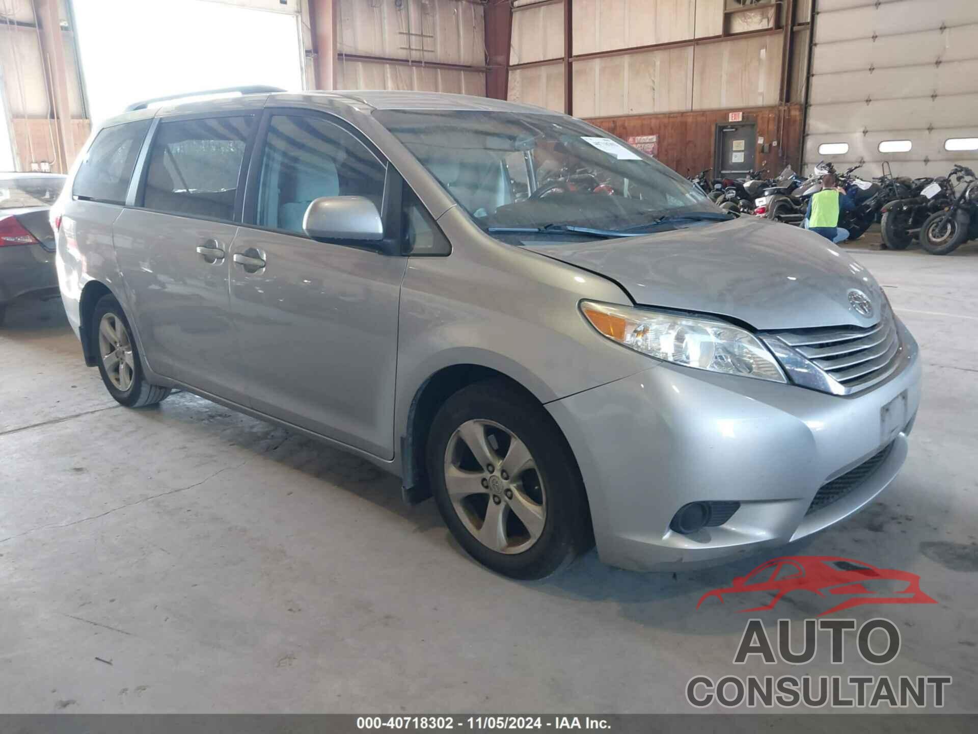 TOYOTA SIENNA 2015 - 5TDKK3DC0FS664894