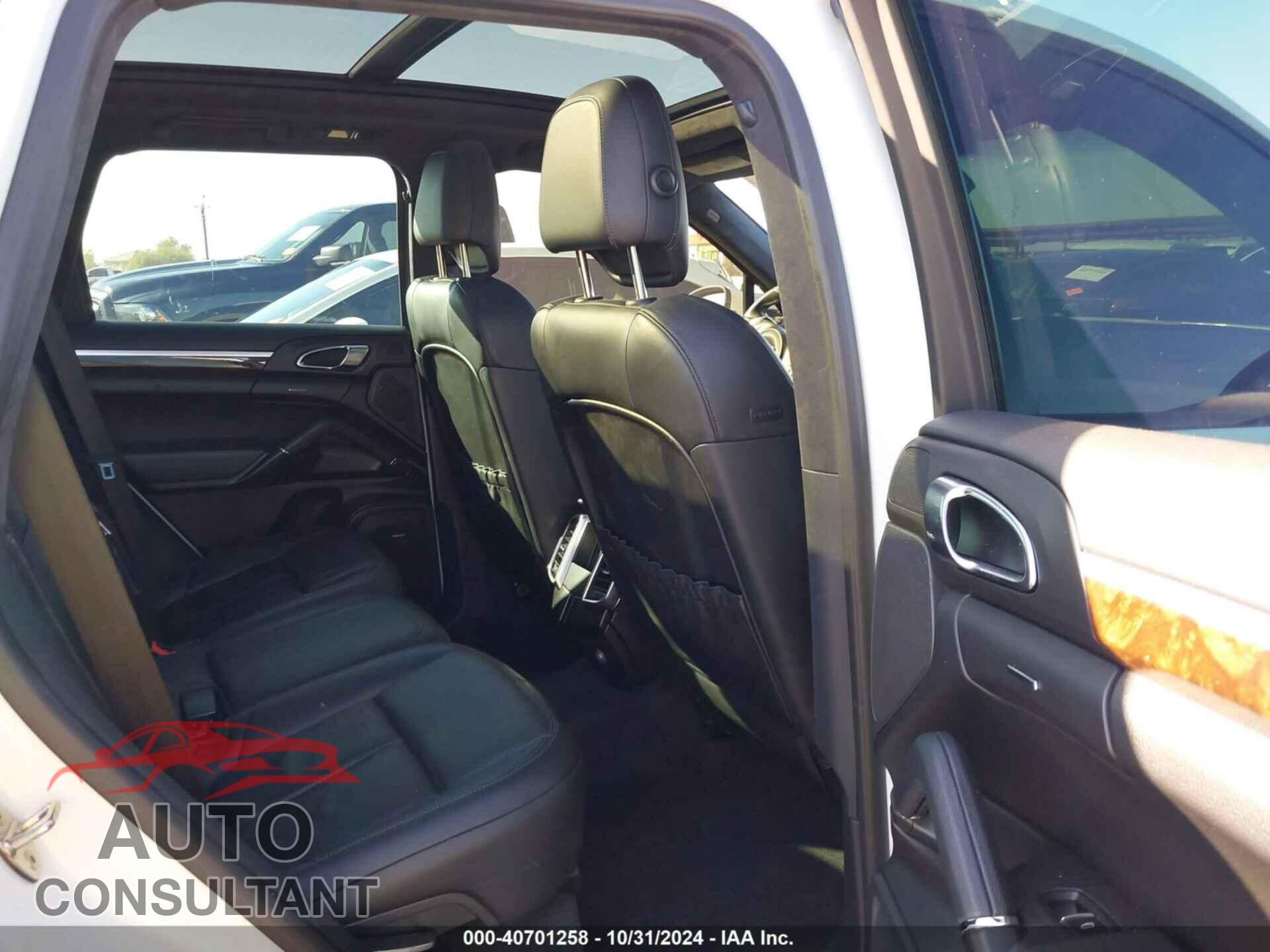 PORSCHE CAYENNE 2013 - WP1AD2A21DLA79184