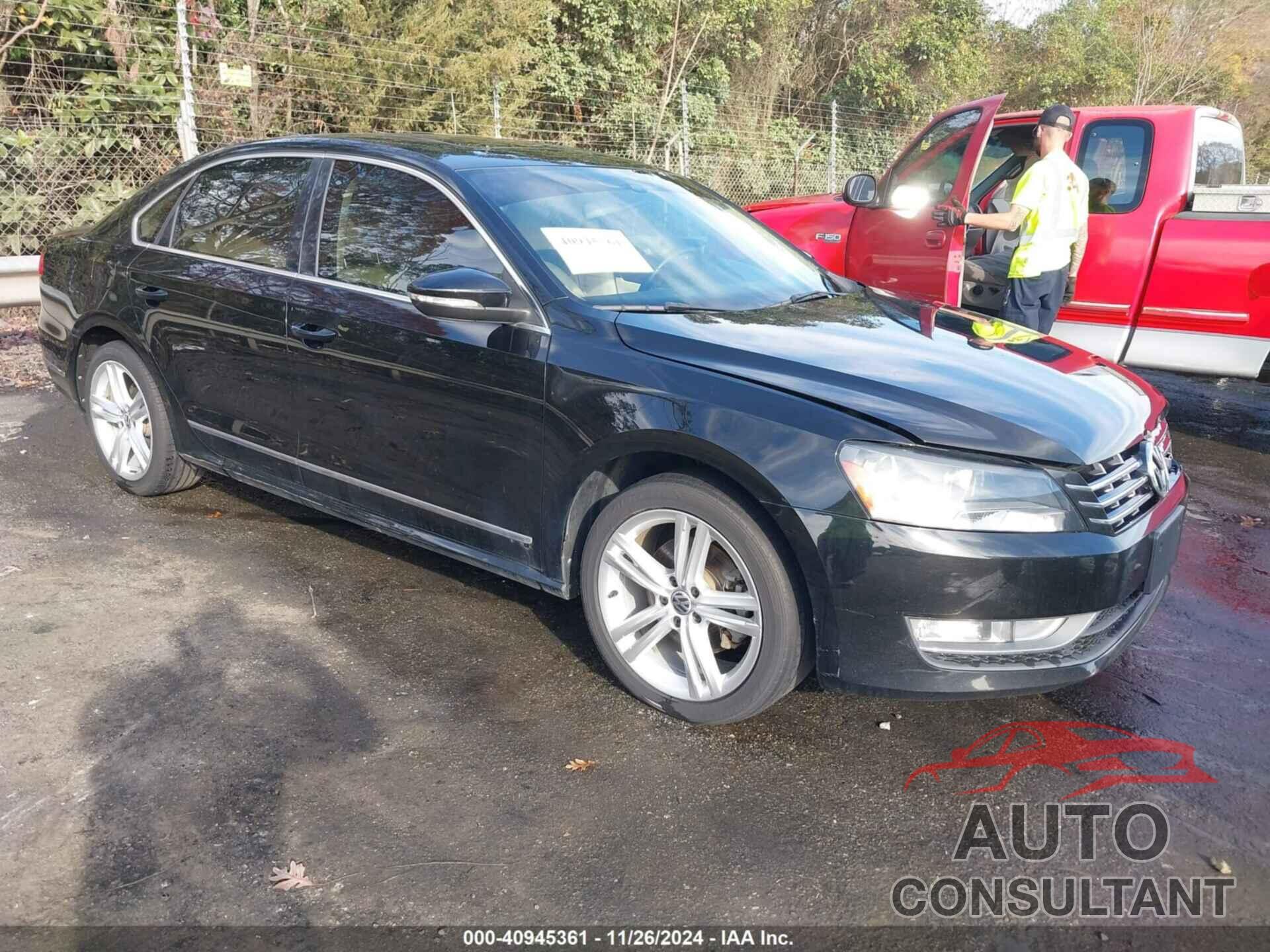 VOLKSWAGEN PASSAT 2012 - 1VWCN7A31CC003120