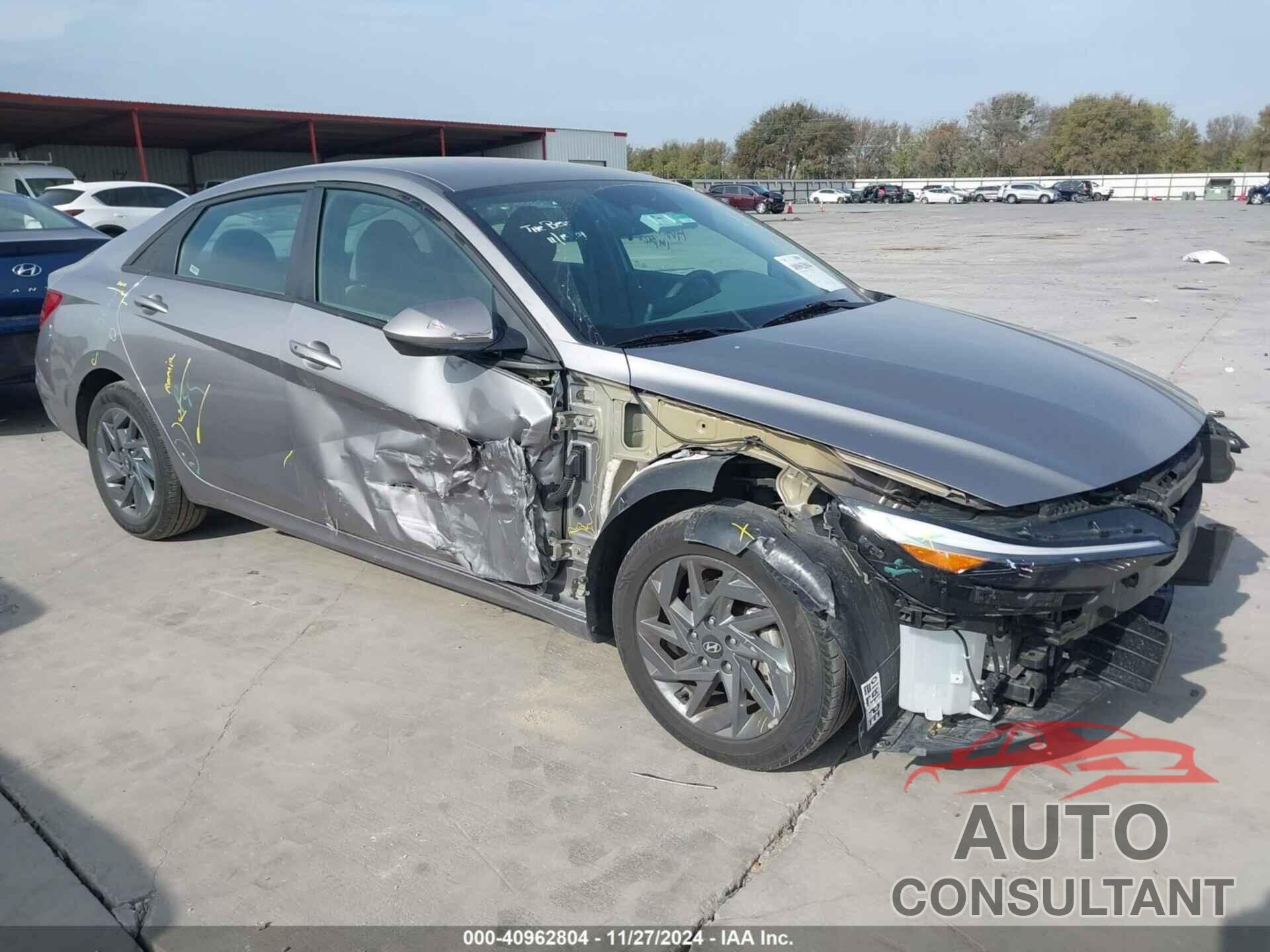 HYUNDAI ELANTRA 2024 - KMHLM4DG5RU673576