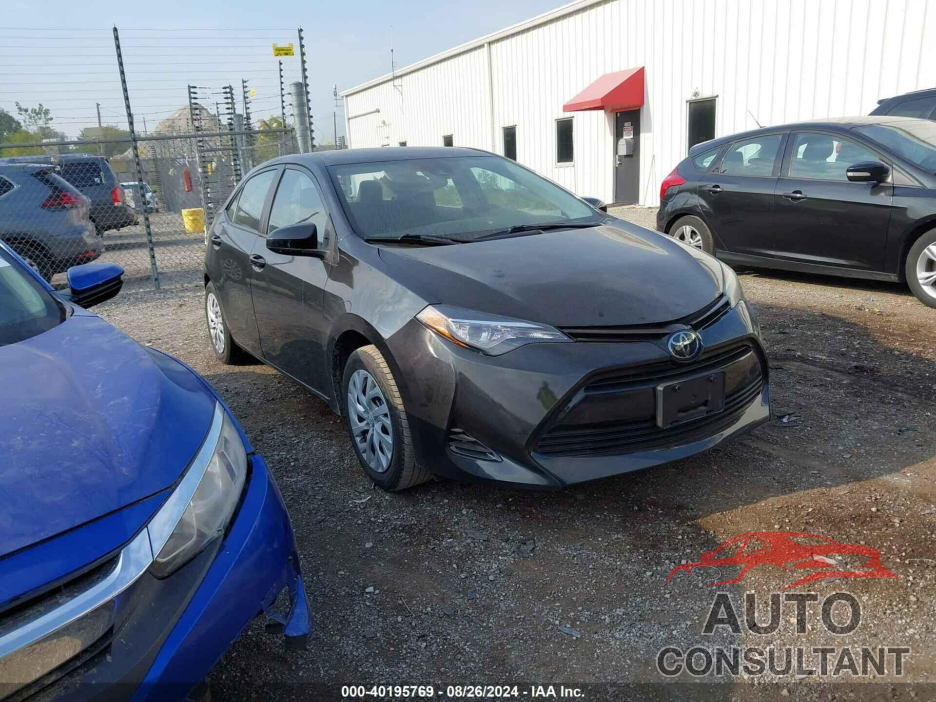 TOYOTA COROLLA 2018 - 5YFBURHE5JP820258