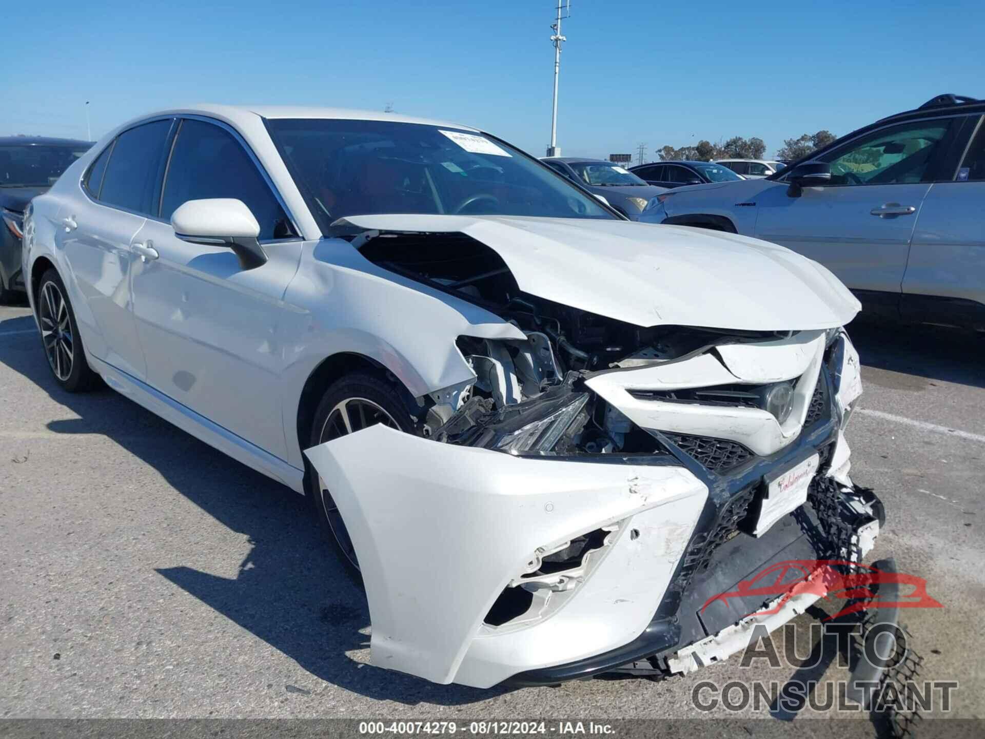 TOYOTA CAMRY 2018 - 4T1B61HK0JU078187