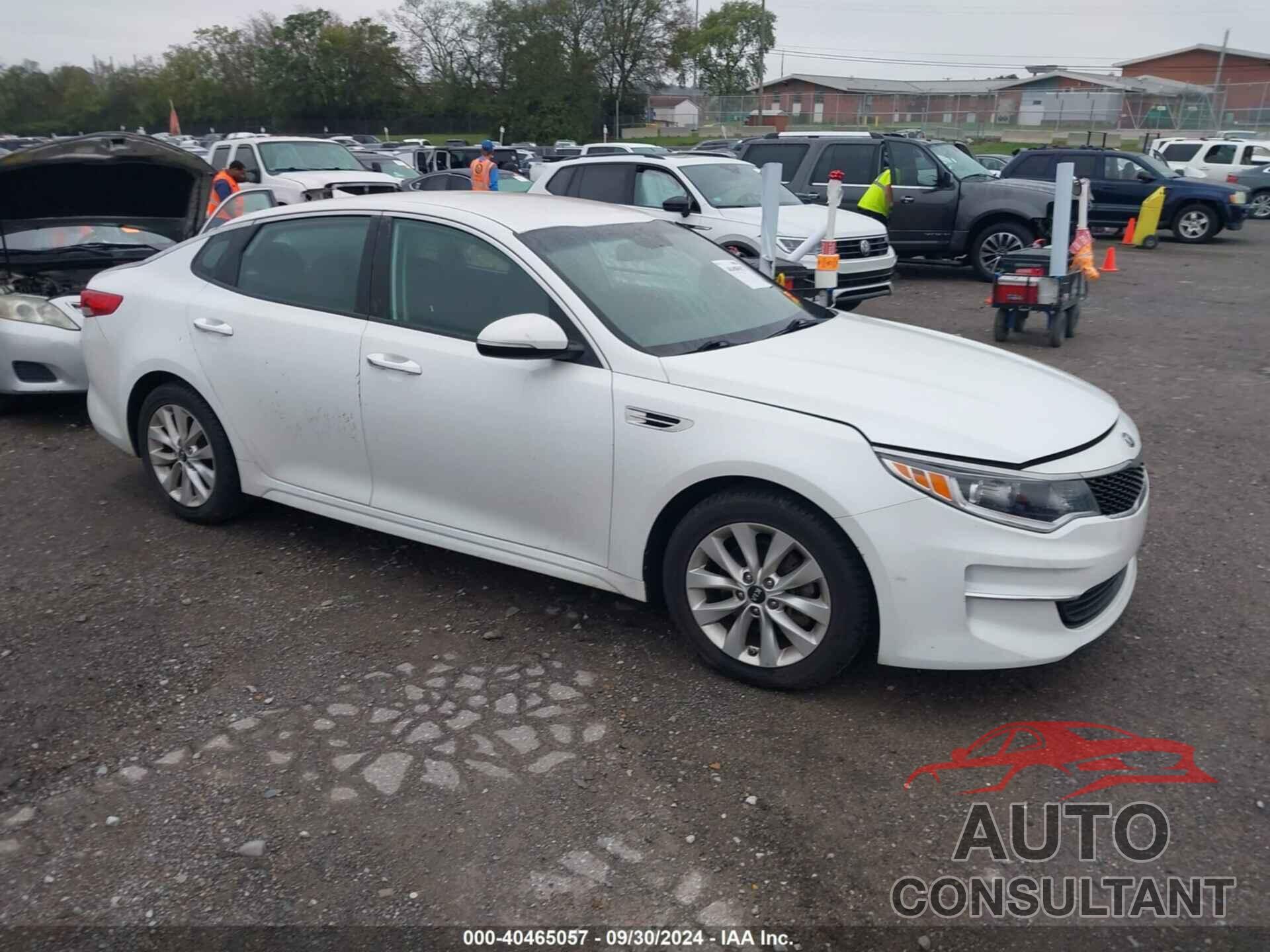 KIA OPTIMA 2018 - 5XXGT4L37JG264402