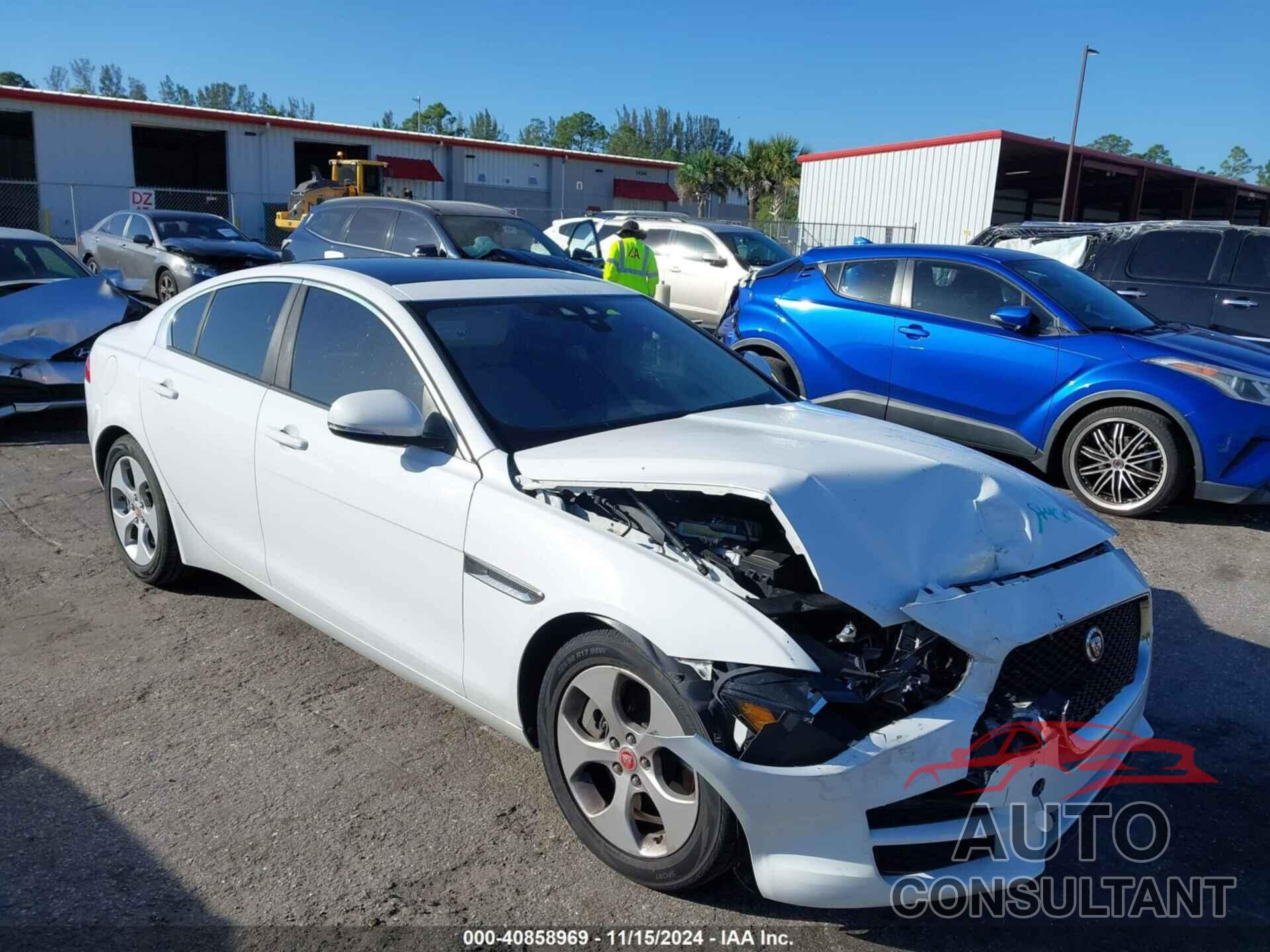 JAGUAR XE 2018 - SAJAR4FX6JCP31202