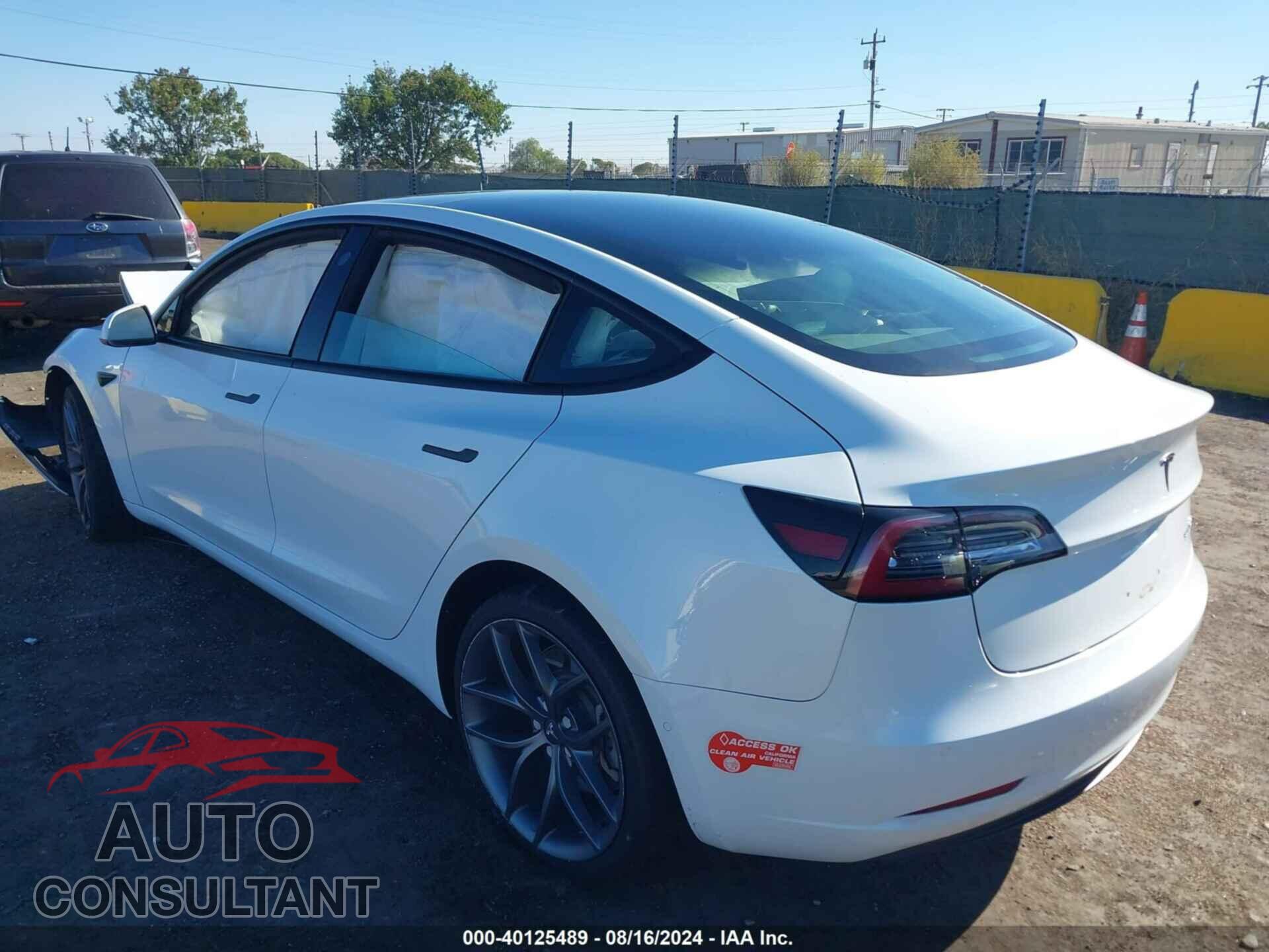 TESLA MODEL 3 2018 - 5YJ3E1EBXJF100110