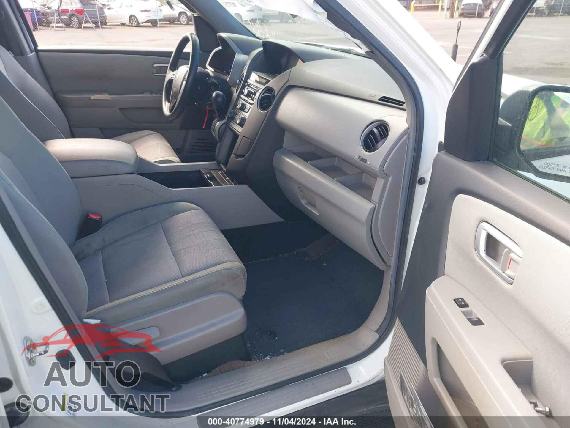 HONDA PILOT 2013 - 5FNYF3H48DB016478