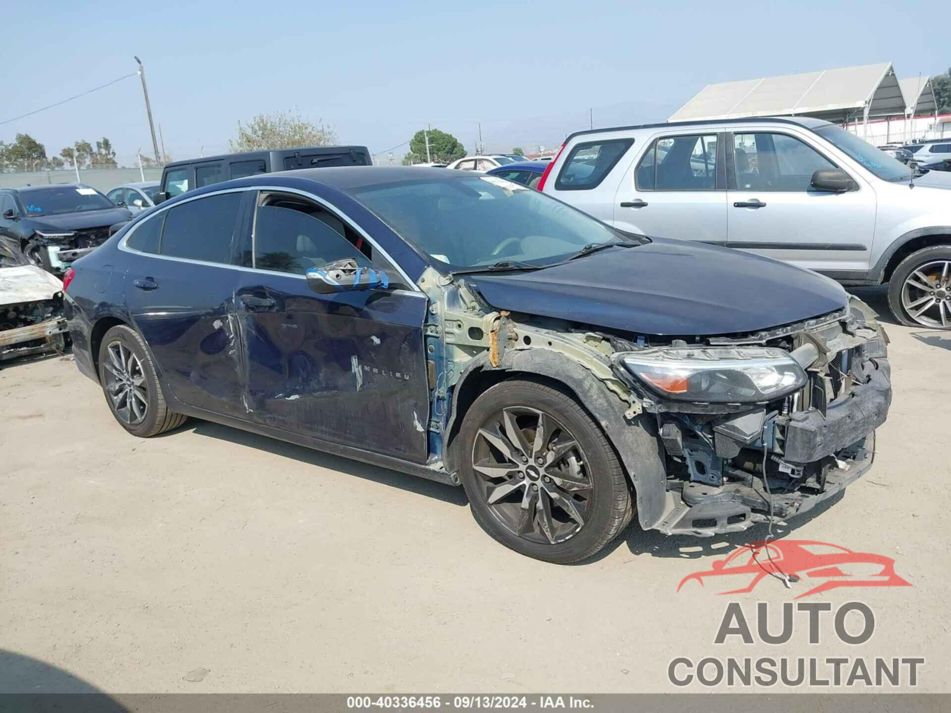 CHEVROLET MALIBU 2017 - 1G1ZE5ST2HF273584