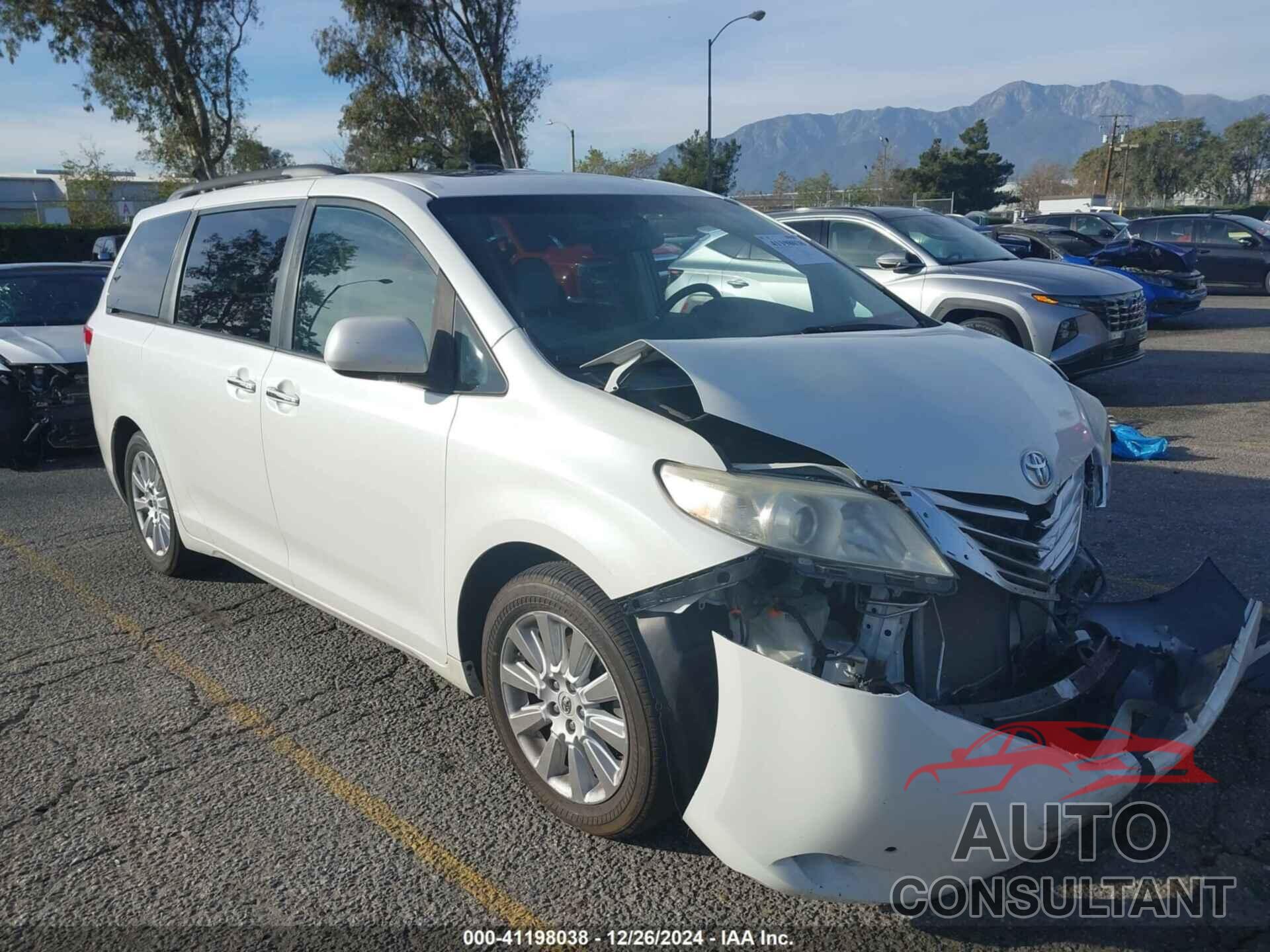 TOYOTA SIENNA 2012 - 5TDYK3DCXCS251208