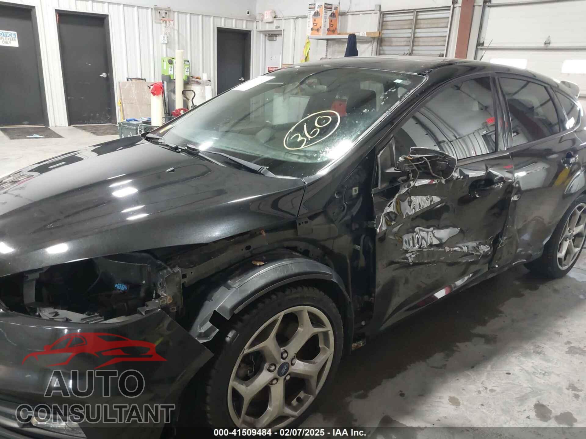 FORD FOCUS ST 2015 - 1FADP3L98FL323833
