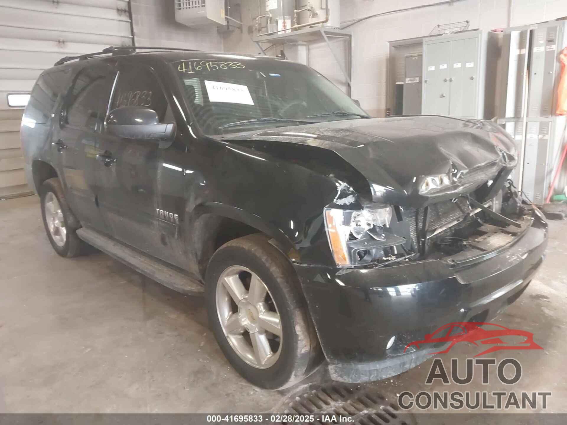 CHEVROLET TAHOE 2013 - 1GNSKBE0XDR145627