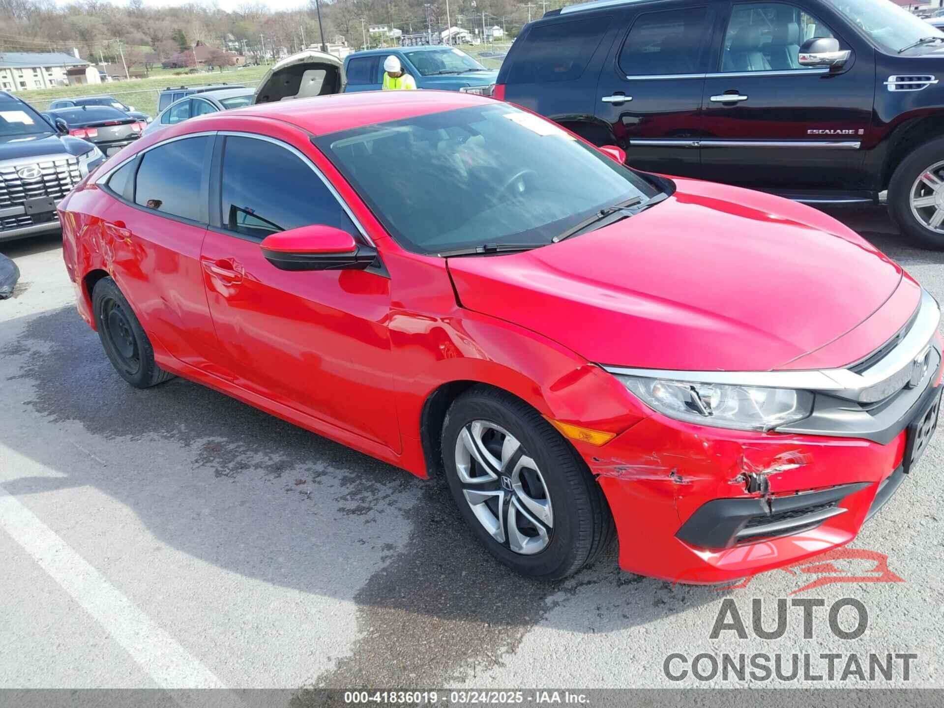 HONDA CIVIC 2018 - 2HGFC2F56JH591417