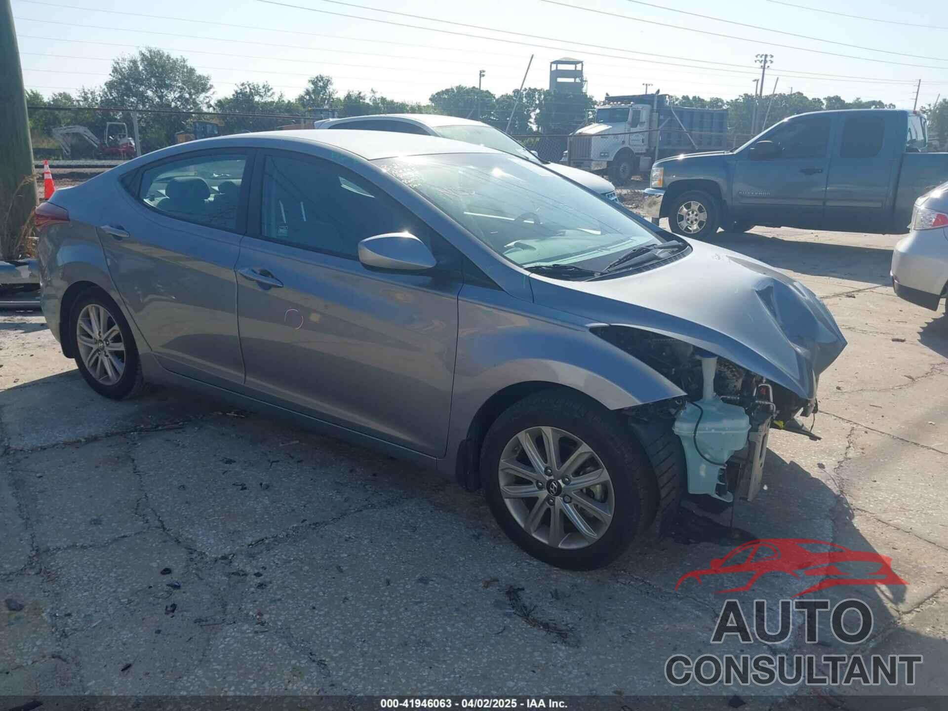 HYUNDAI ELANTRA 2015 - KMHDH4AE3FU457460