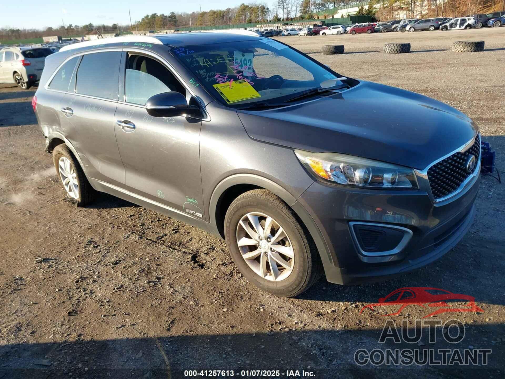 KIA SORENTO 2017 - 5XYPGDA51HG279525