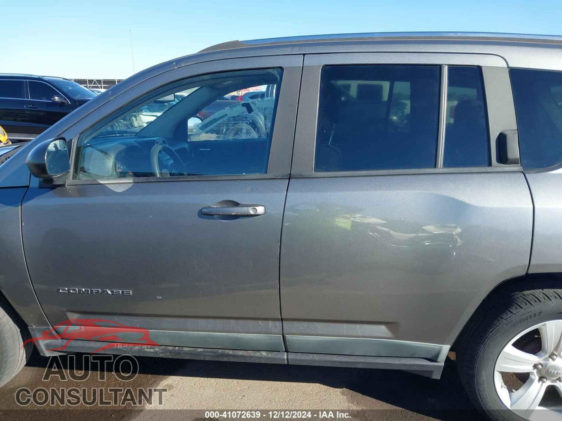 JEEP COMPASS 2011 - 1J4NT1FB2BD267366