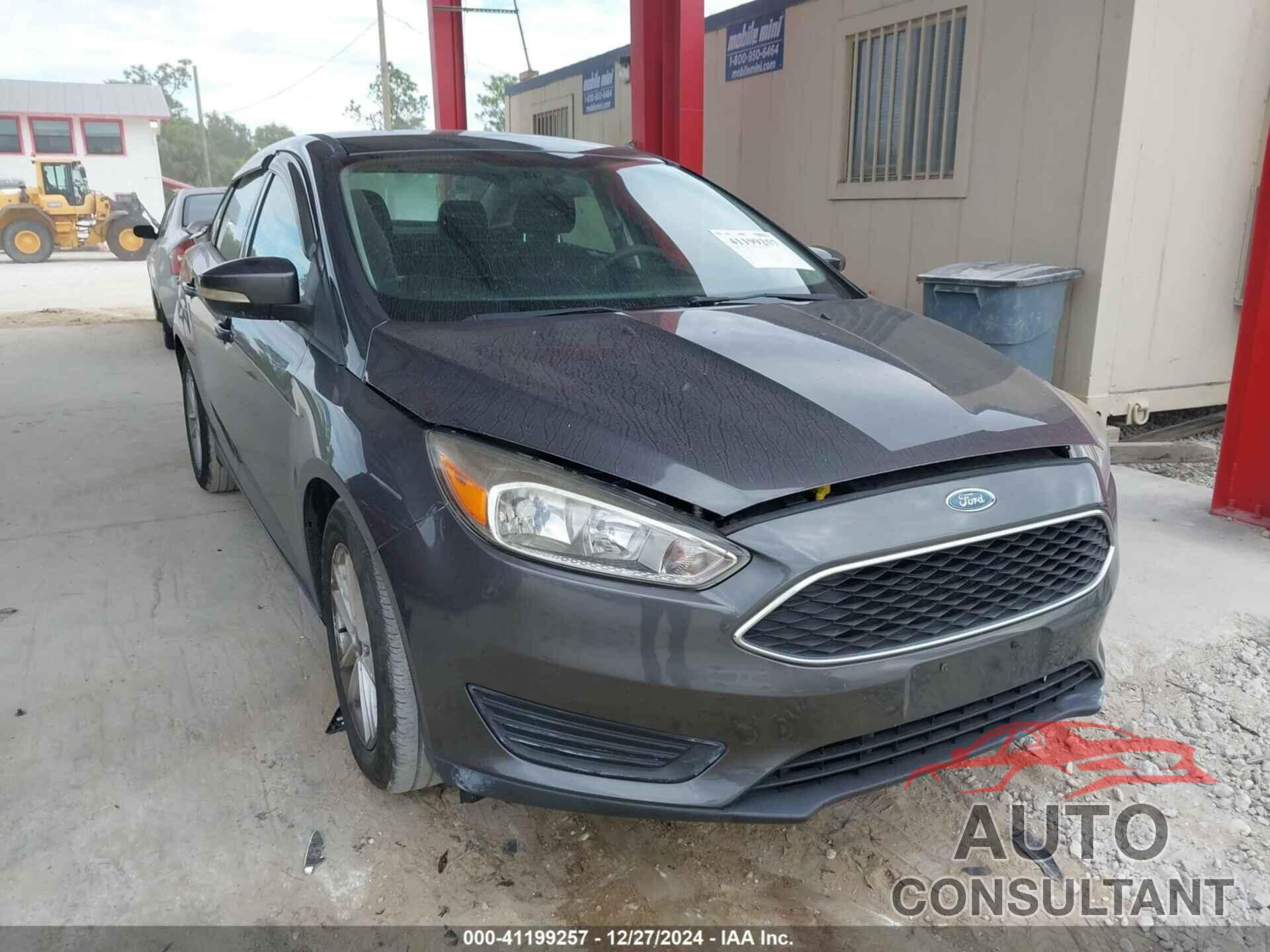 FORD FOCUS 2017 - 1FADP3F23HL312935