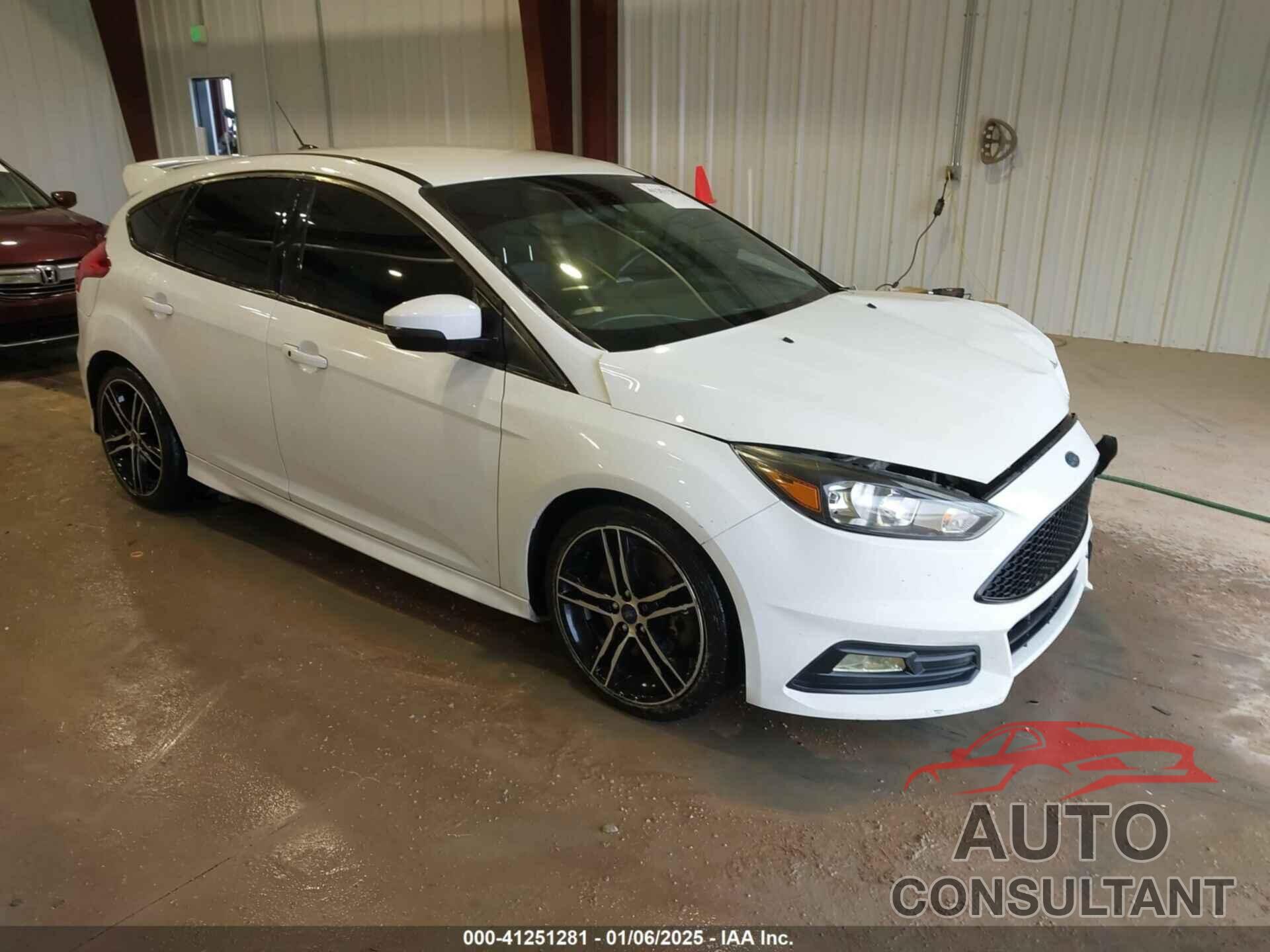 FORD FOCUS ST 2017 - 1FADP3L95HL206679